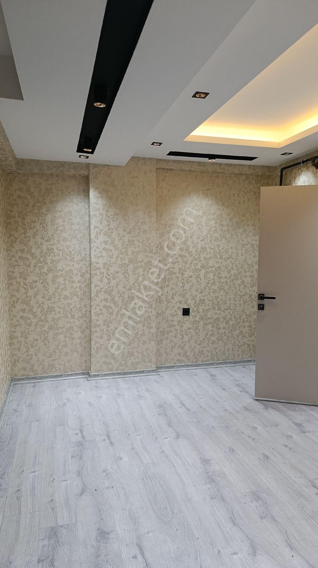 Sıfır Kiralık 1+1 Merkezi Konumda Ofis İçin Oturum İçin Uygun - Görsel 17