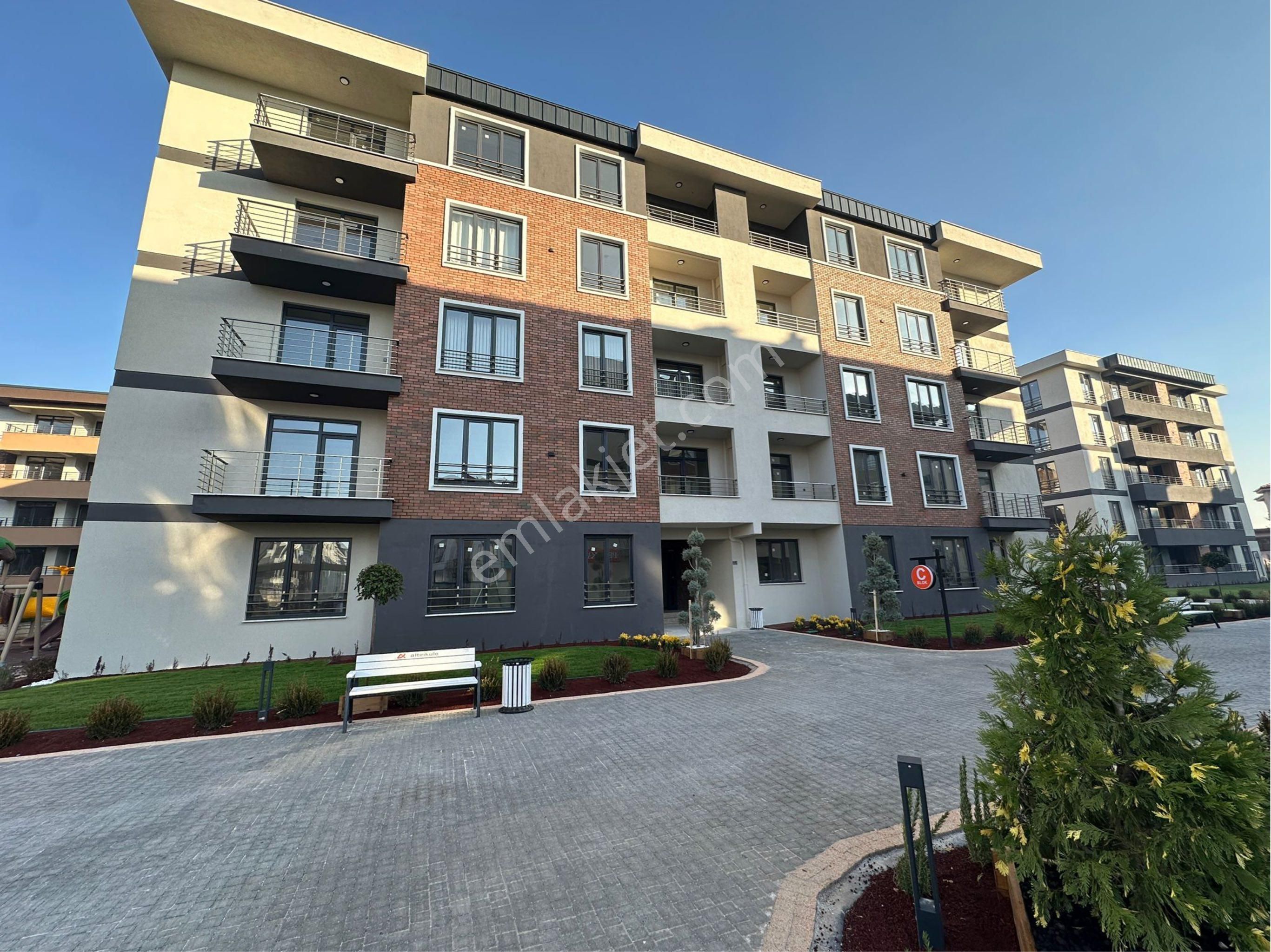 Meram Uluğbey - Görsel 2