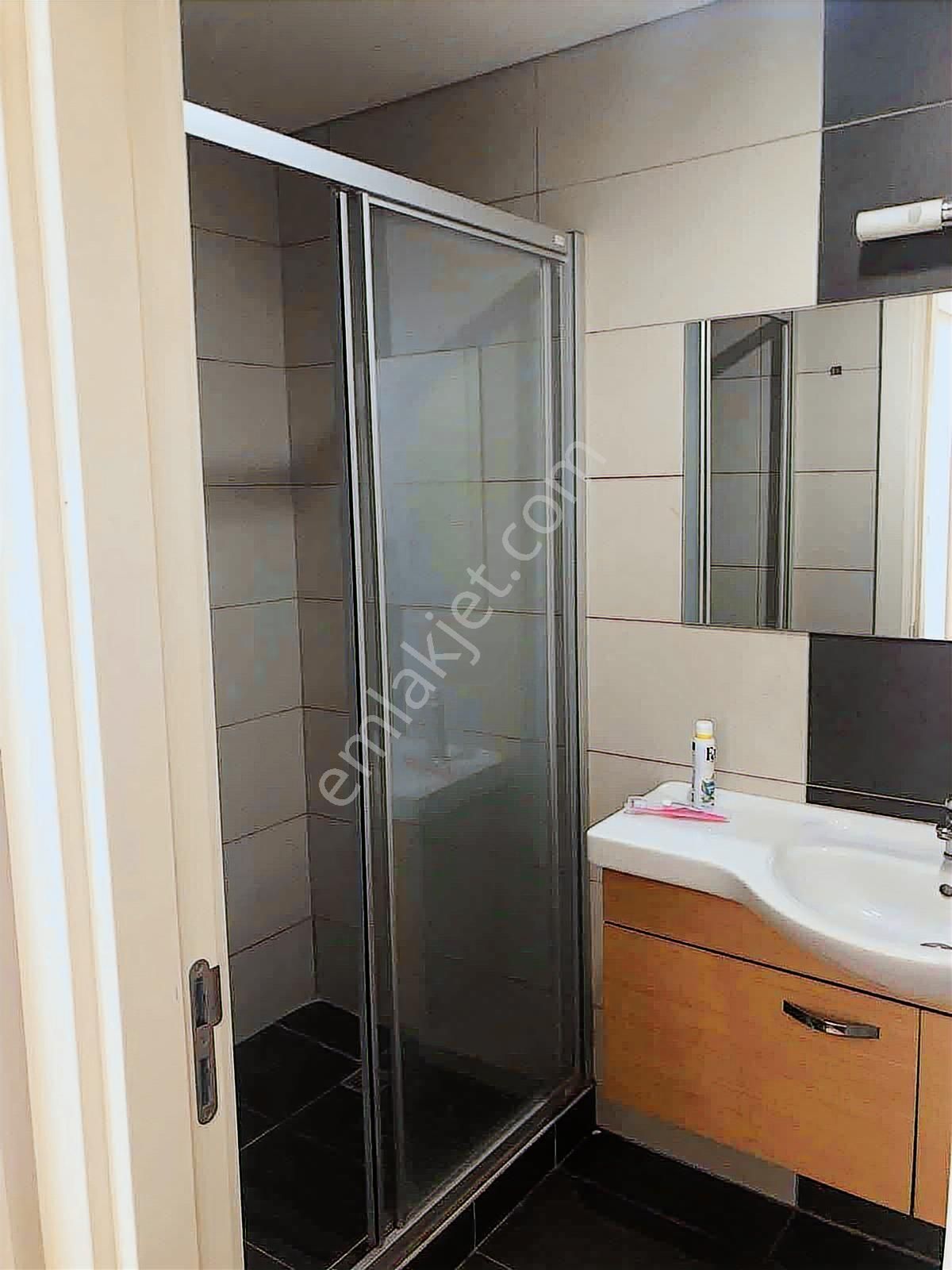 Atakent Bosporus Sitesi 1 + 1 Eşyalı Kiralık Daire - Görsel 2