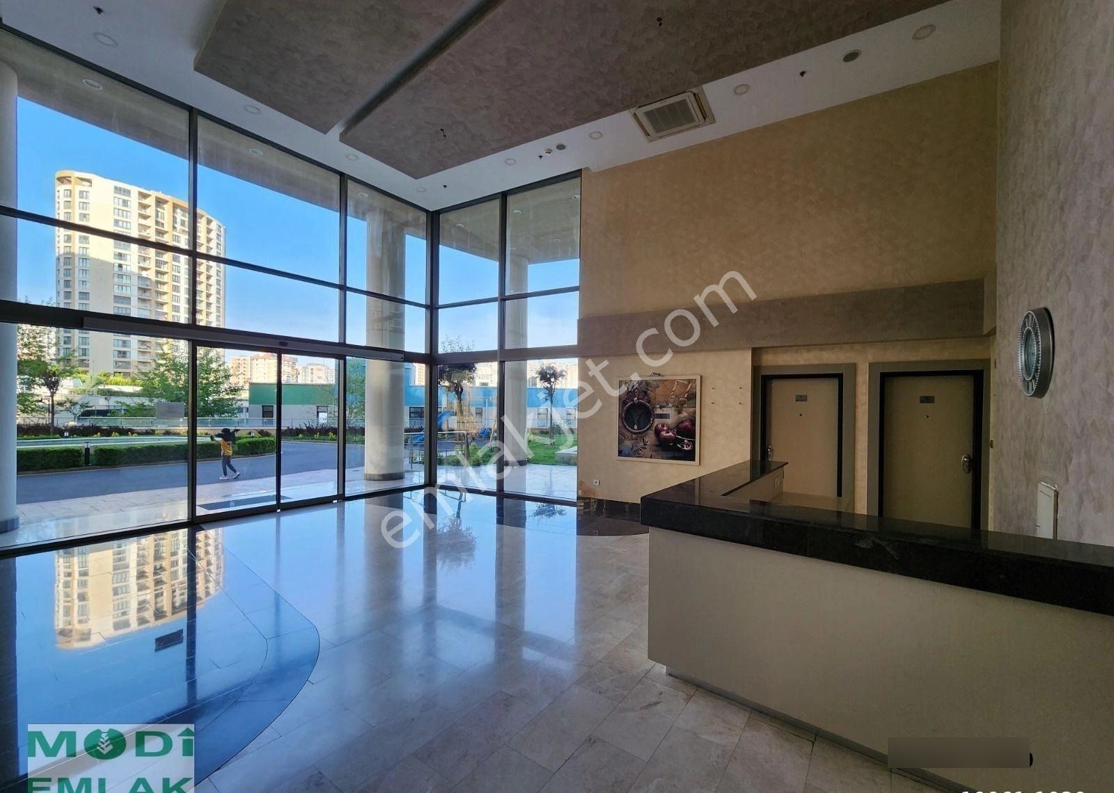 Evora Istanbul T Parsel De Kat Bahçeli Büyük Tip Satılık 1+1 - Görsel 2