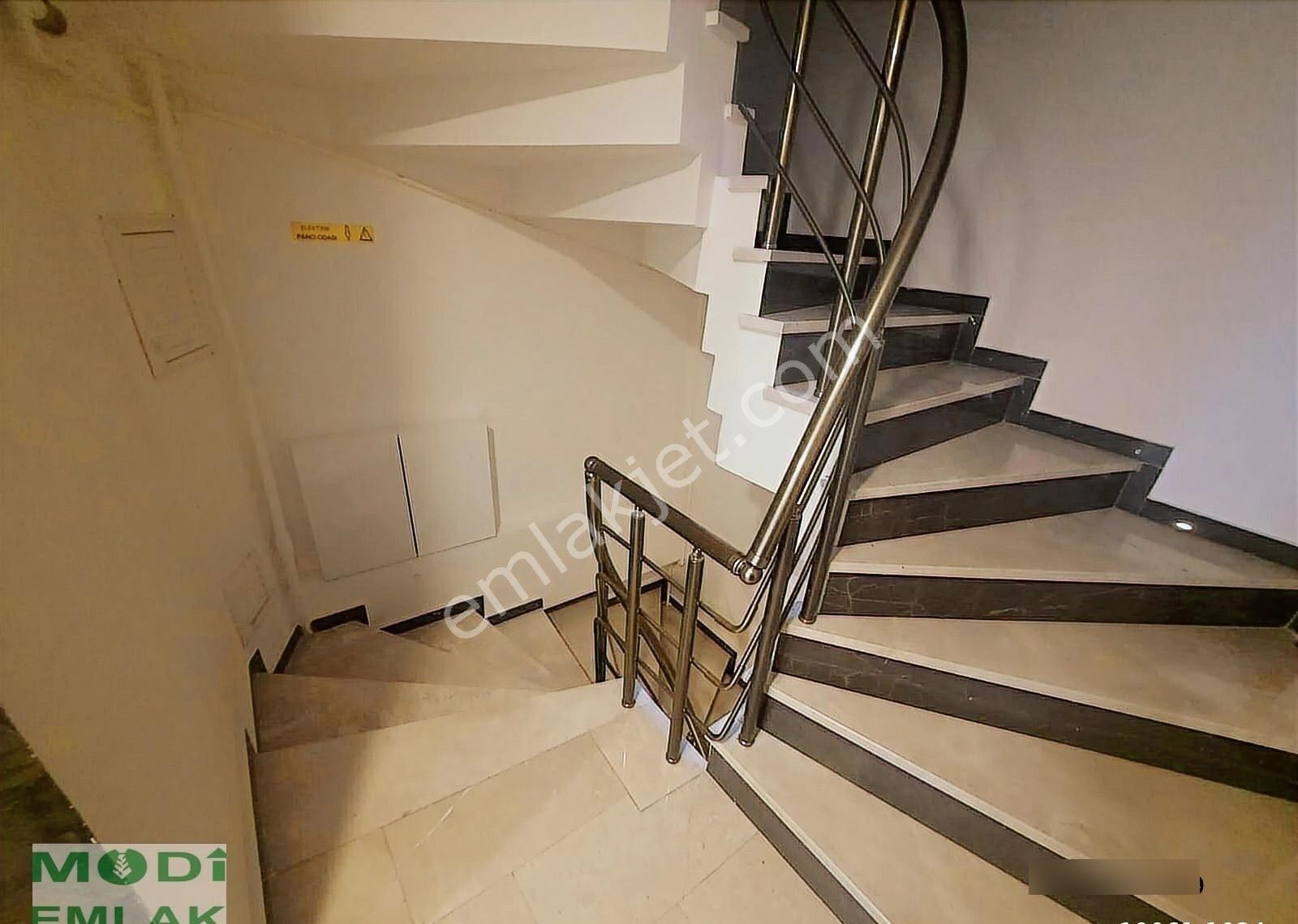 Salacak Çiçekci Satılık 3+1 Kombili Daire - Görsel 9