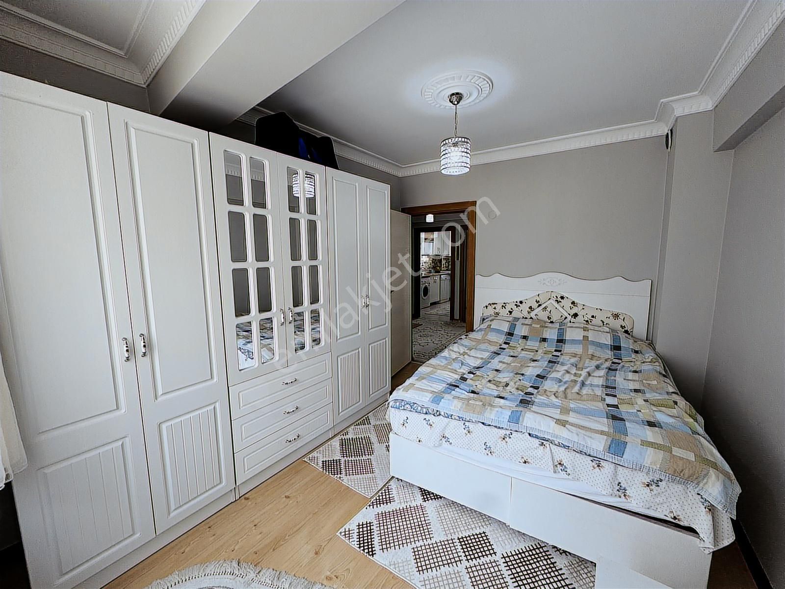 Yenidoğan'da Kullanışlı 4+1 Satılık 165 M2 Dubleks Daire - Görsel 14