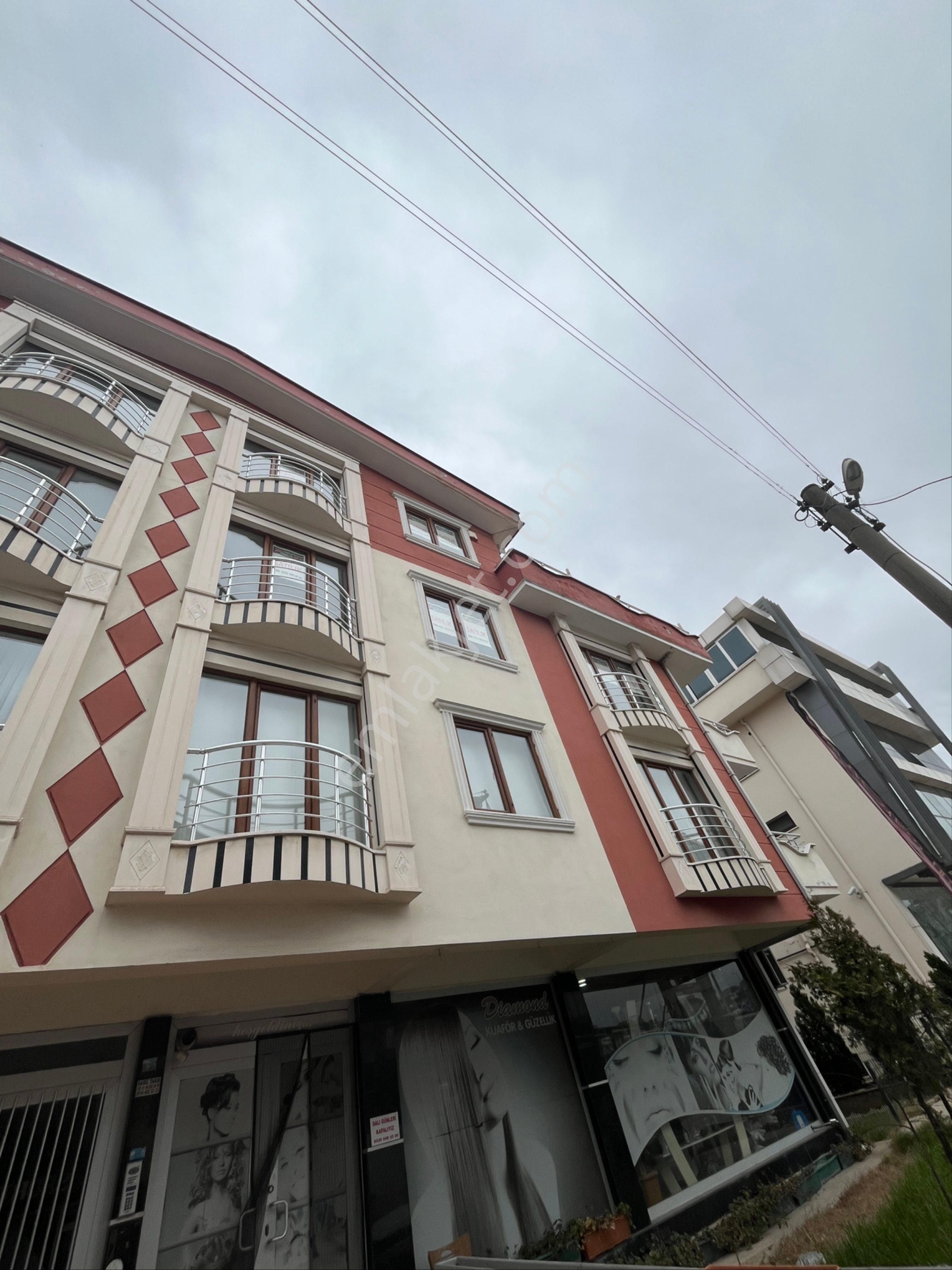 Yalova / Çiftlikköy Sahil Mah 6+1 Dubleks - Görsel 30