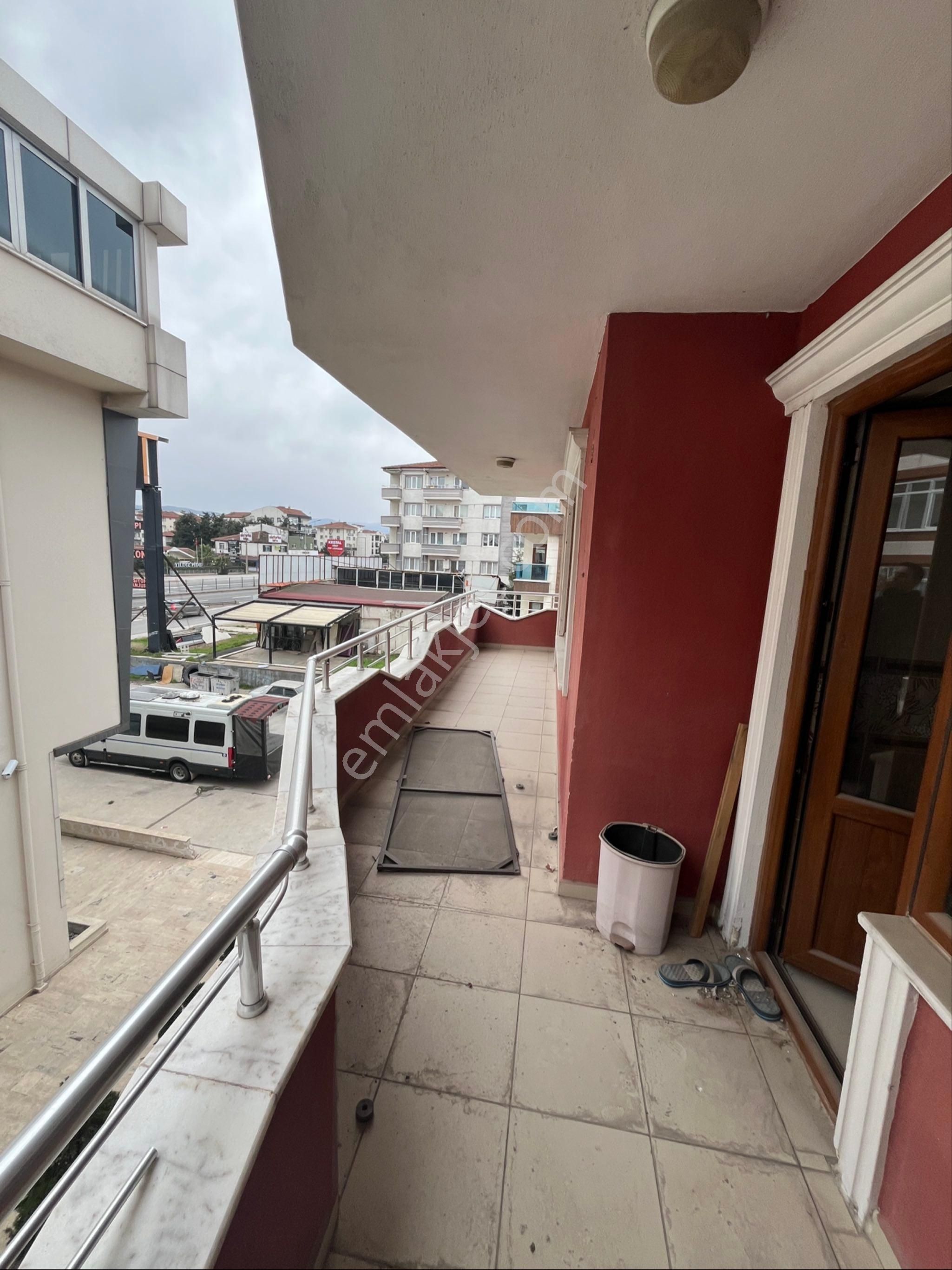 Yalova / Çiftlikköy Sahil Mah 6+1 Dubleks - Görsel 19