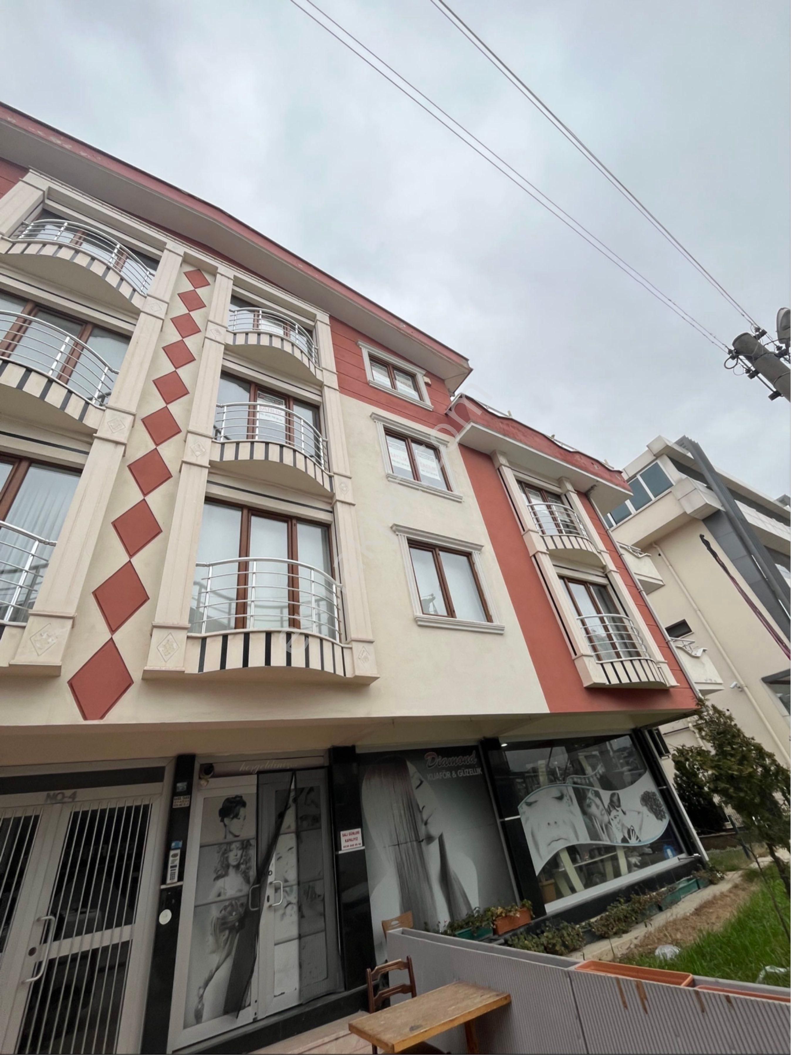 Yalova / Çiftlikköy Sahil Mah 6+1 Dubleks