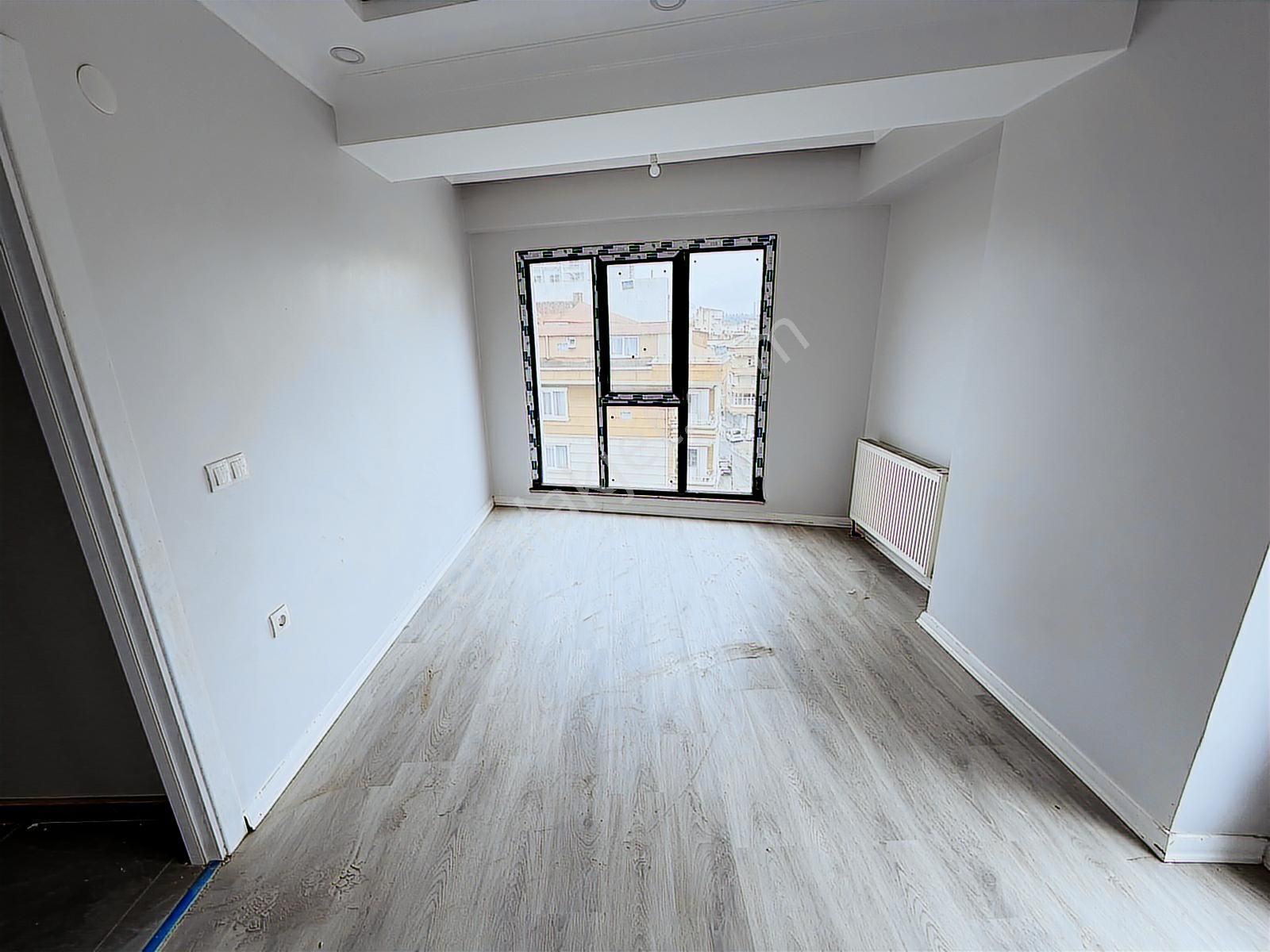 Kanarya'da Marmaray Ve Çarşıya Yakın Sıfır 2+1 Satılık 3.kat - Görsel 13