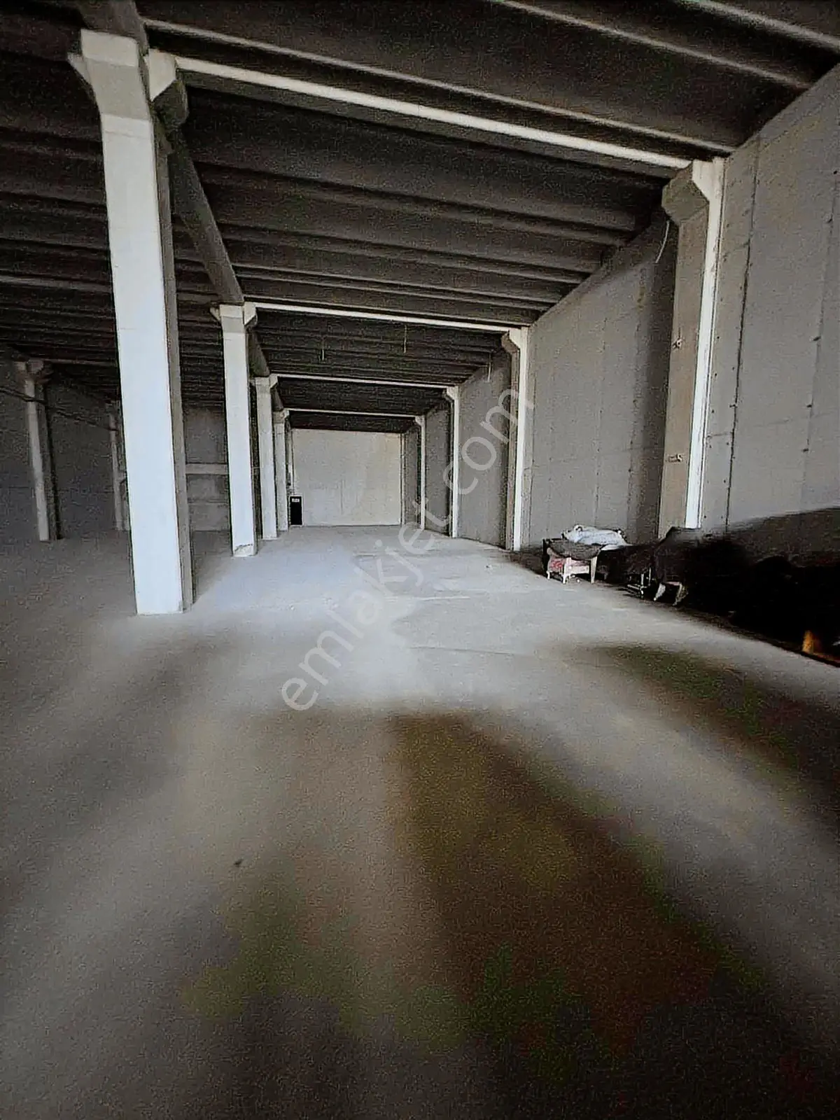 Kaan Emlaktan Tır Garajı Ve Bim Market Ana Deposu Civarı Fabrika - Görsel 16