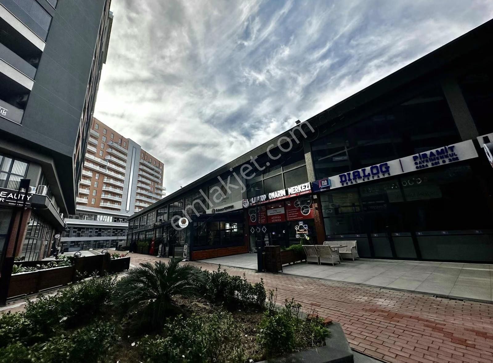 Dialog Piramitten Westpointte Yola Cephe 40 M2 Satılık Ofis - Görsel 2