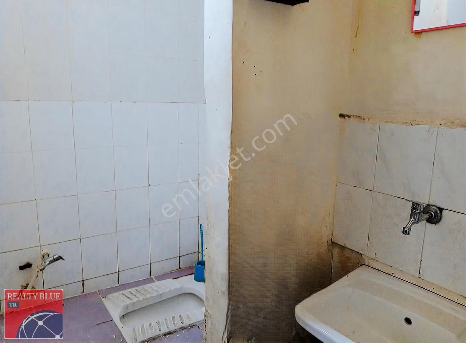 Sultanbeyli'de Depolamaya Uygun Kiralık 500m² Depo Katı - Görsel 9