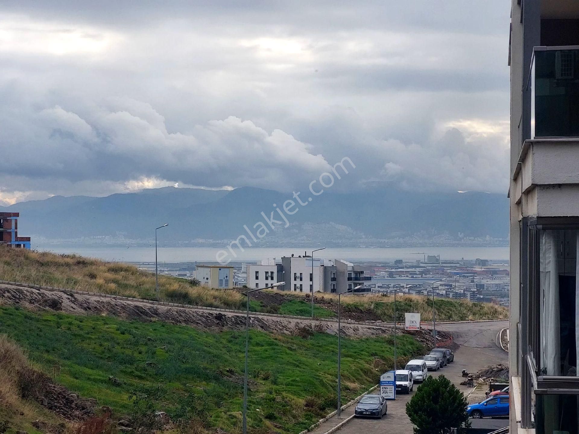 Esentepe De Denız Manzaralı 2+1 Kapalı Mutfak Ara Kat - Görsel 13