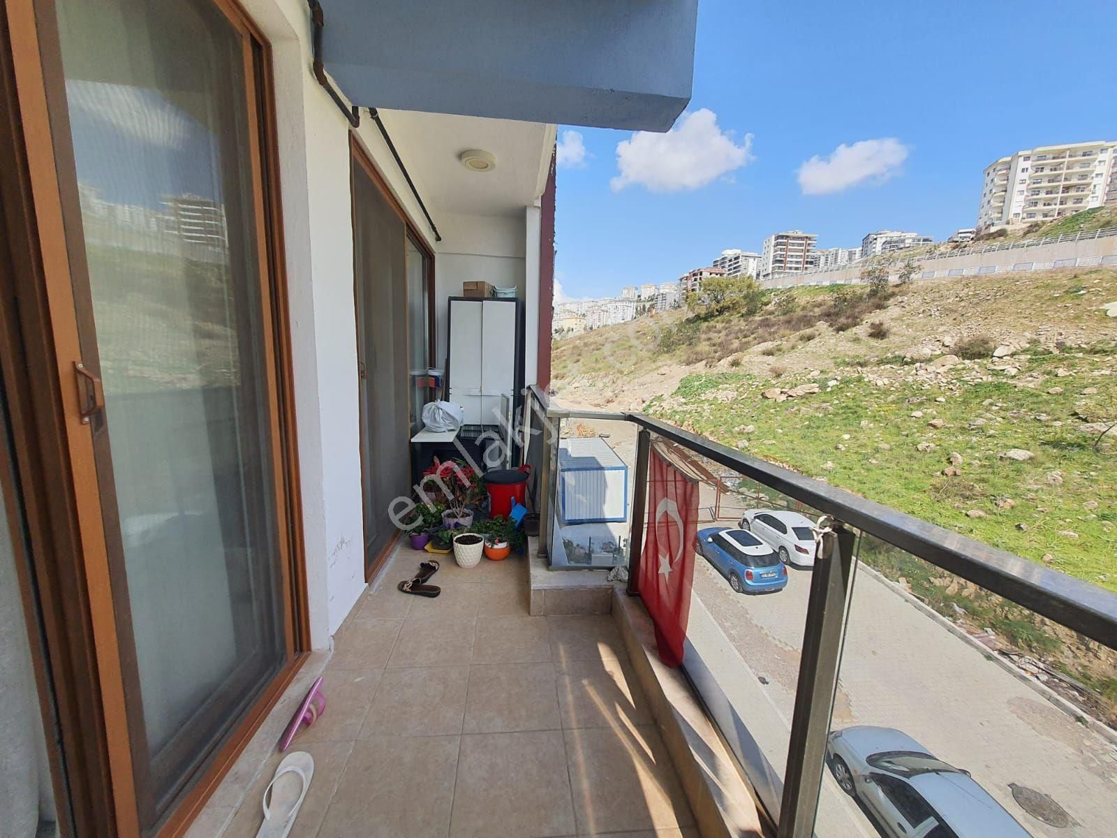 Esentepe De Denız Manzaralı 2+1 Kapalı Mutfak Ara Kat - Görsel 5