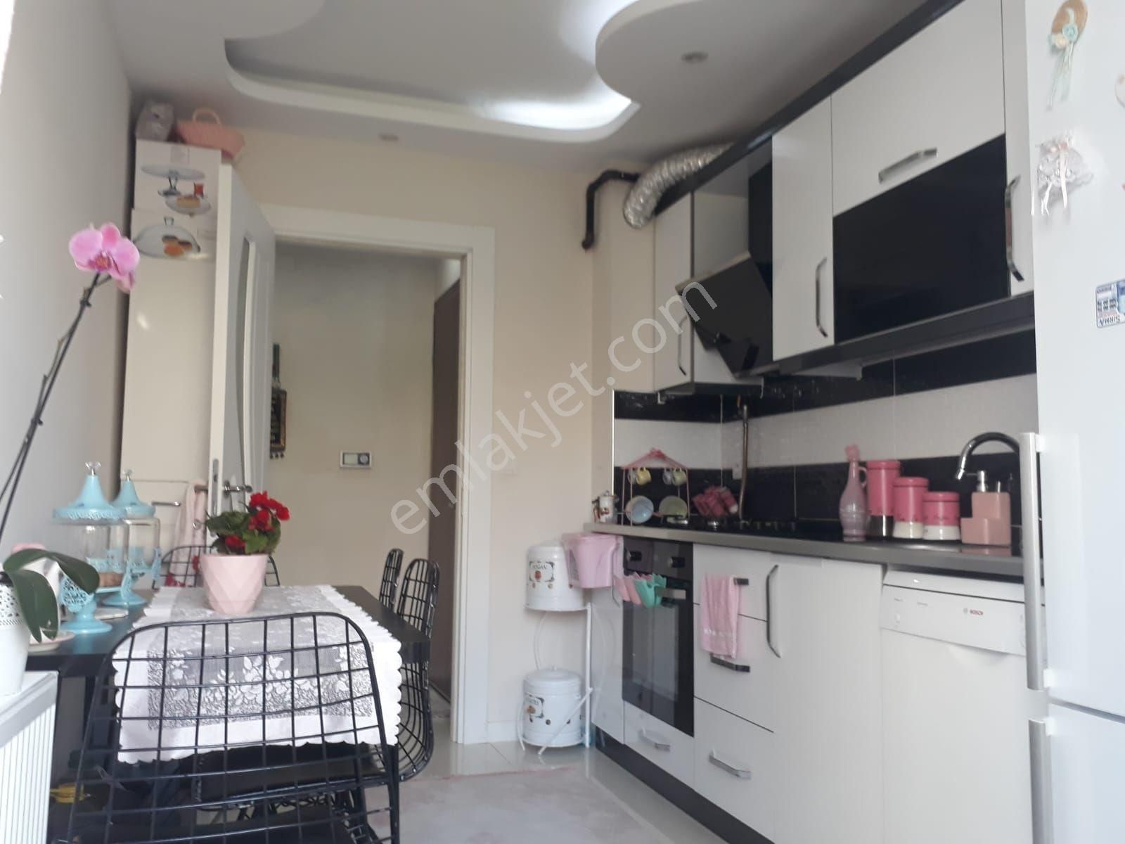 Esentepe De Denız Manzaralı 2+1 Kapalı Mutfak Ara Kat - Görsel 14