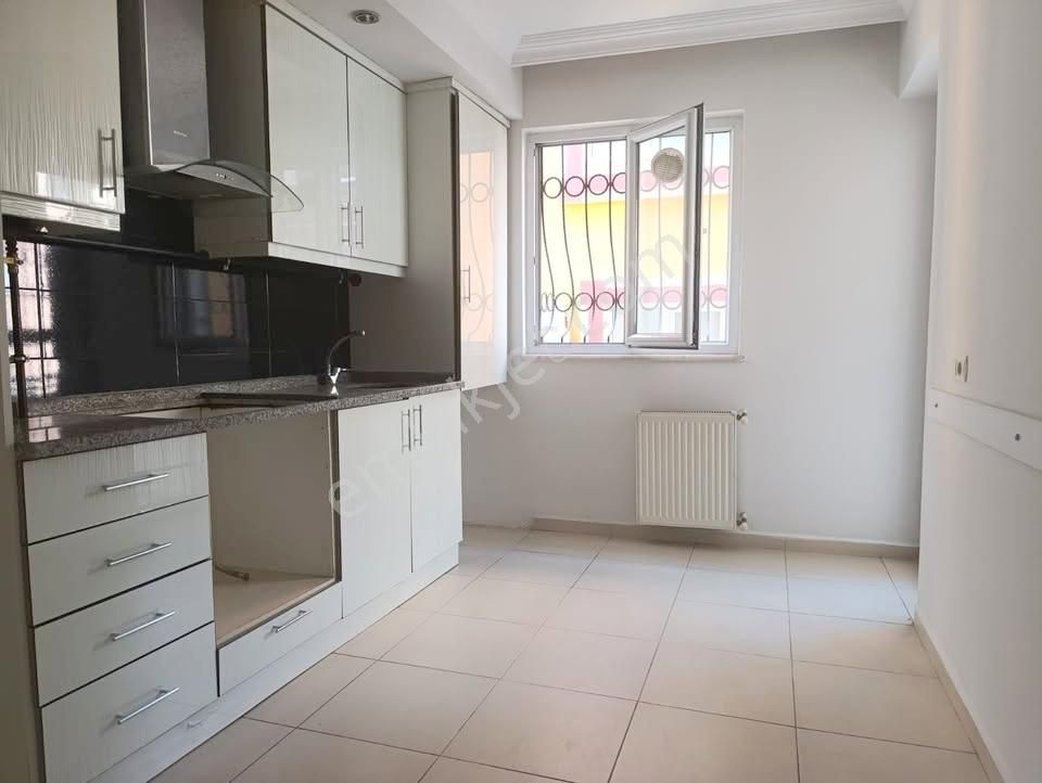 Değirmenönü Mahallesinde Merkezi Konumda 2+1 Daire