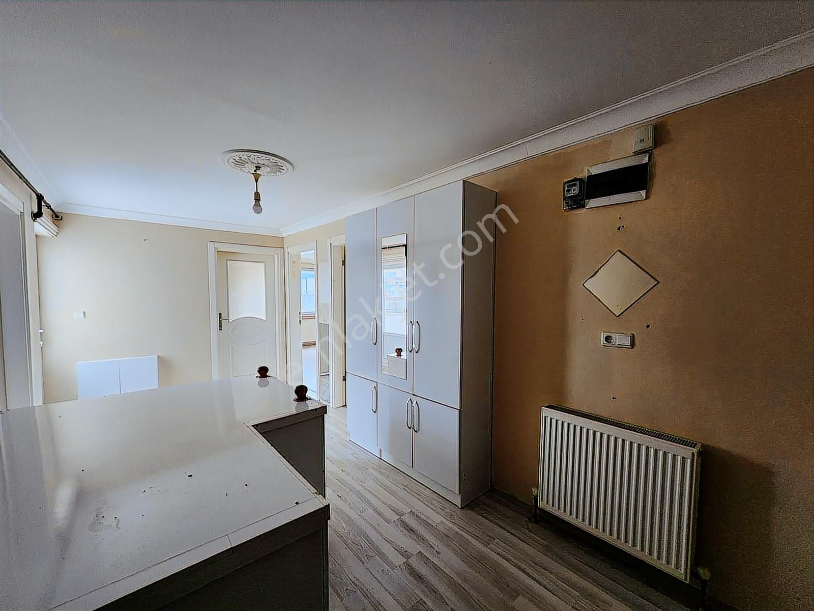 Kayalardan 2+1 Teraslı Manzaralı Büyük Daire - Görsel 27