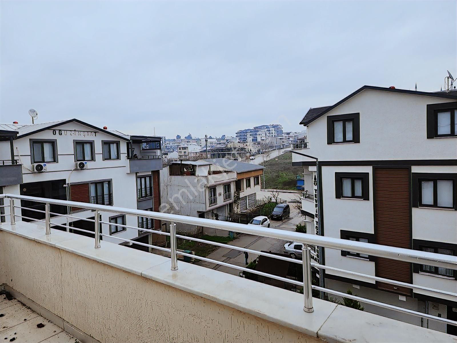Kayalardan 2+1 Teraslı Manzaralı Büyük Daire - Görsel 13