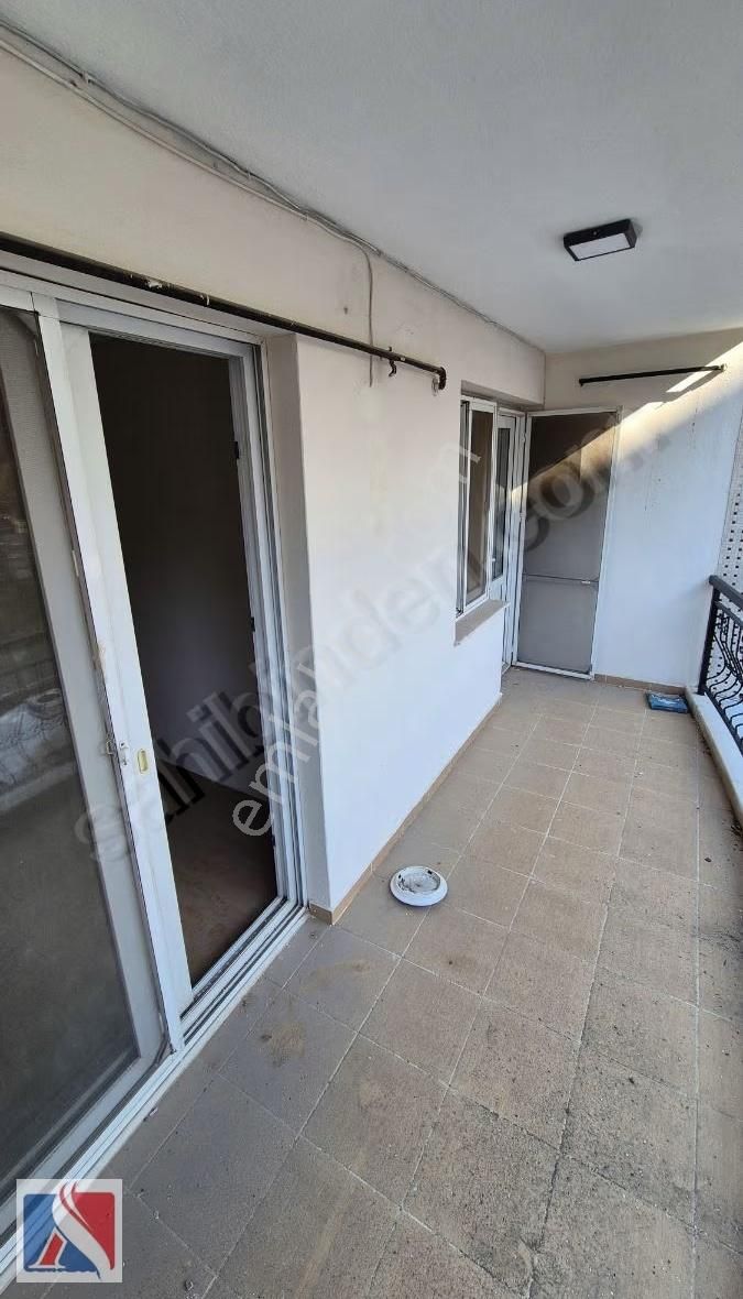 Buca Koop Mah Cadde Üstü 3+1 110 M2 Arakat Doğalgazlı Kiralık - Görsel 11