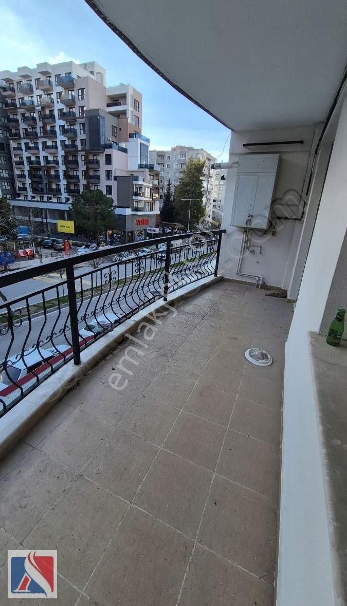 Buca Koop Mah Cadde Üstü 3+1 110 M2 Arakat Doğalgazlı Kiralık - Görsel 6