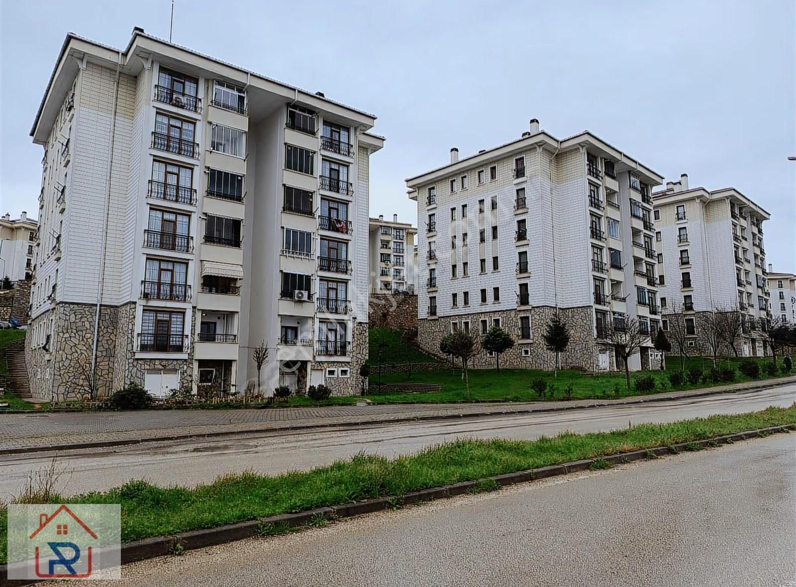 Relax Tr'den Balkan Emekli Toki'lerde 2+1 Satılık Daire - Görsel 2