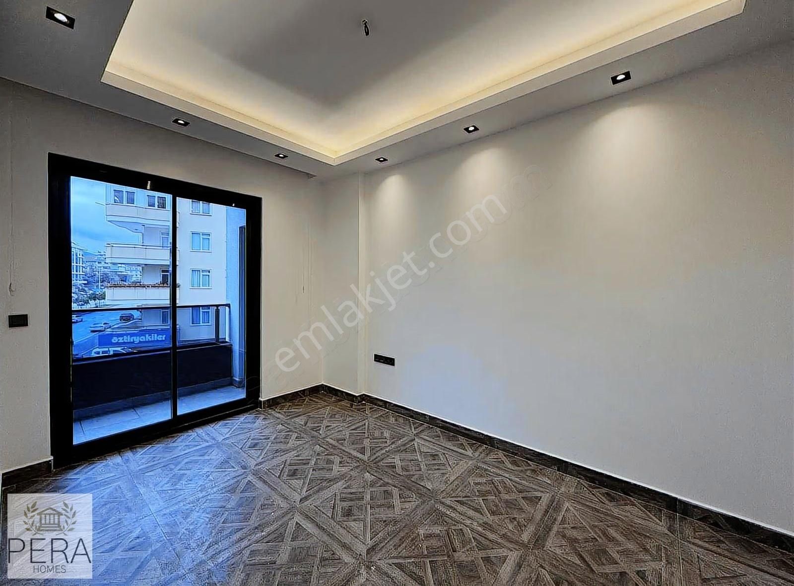 Alanya Merkez Plaza Ayrı Mutfak Geniş Kullanım 2+1 Kiralık Ofis - Görsel 9