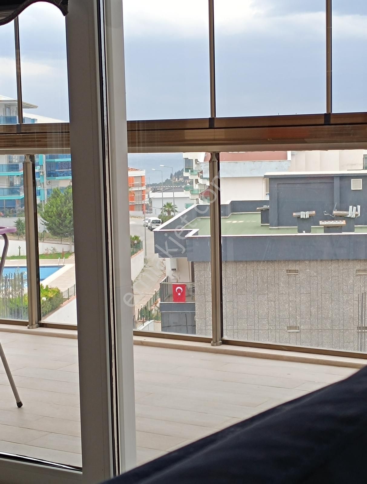 Havuzlu Site İçerisinde Yeni Eşyalı Kiralık 3+1 Daire *** - Görsel 2
