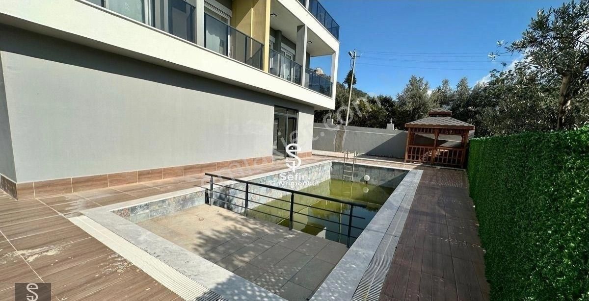 Alanya Çıplaklı'da 4+1 Ayrı Mutfak Satılık Sıfır Daire - Görsel 2