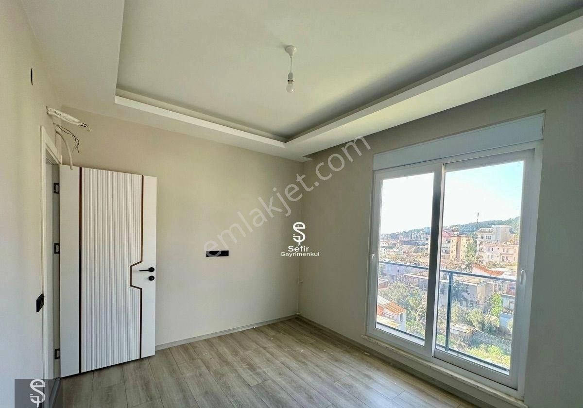 Alanya Çıplaklı'da 4+1 Ayrı Mutfak Satılık Sıfır Daire - Görsel 22