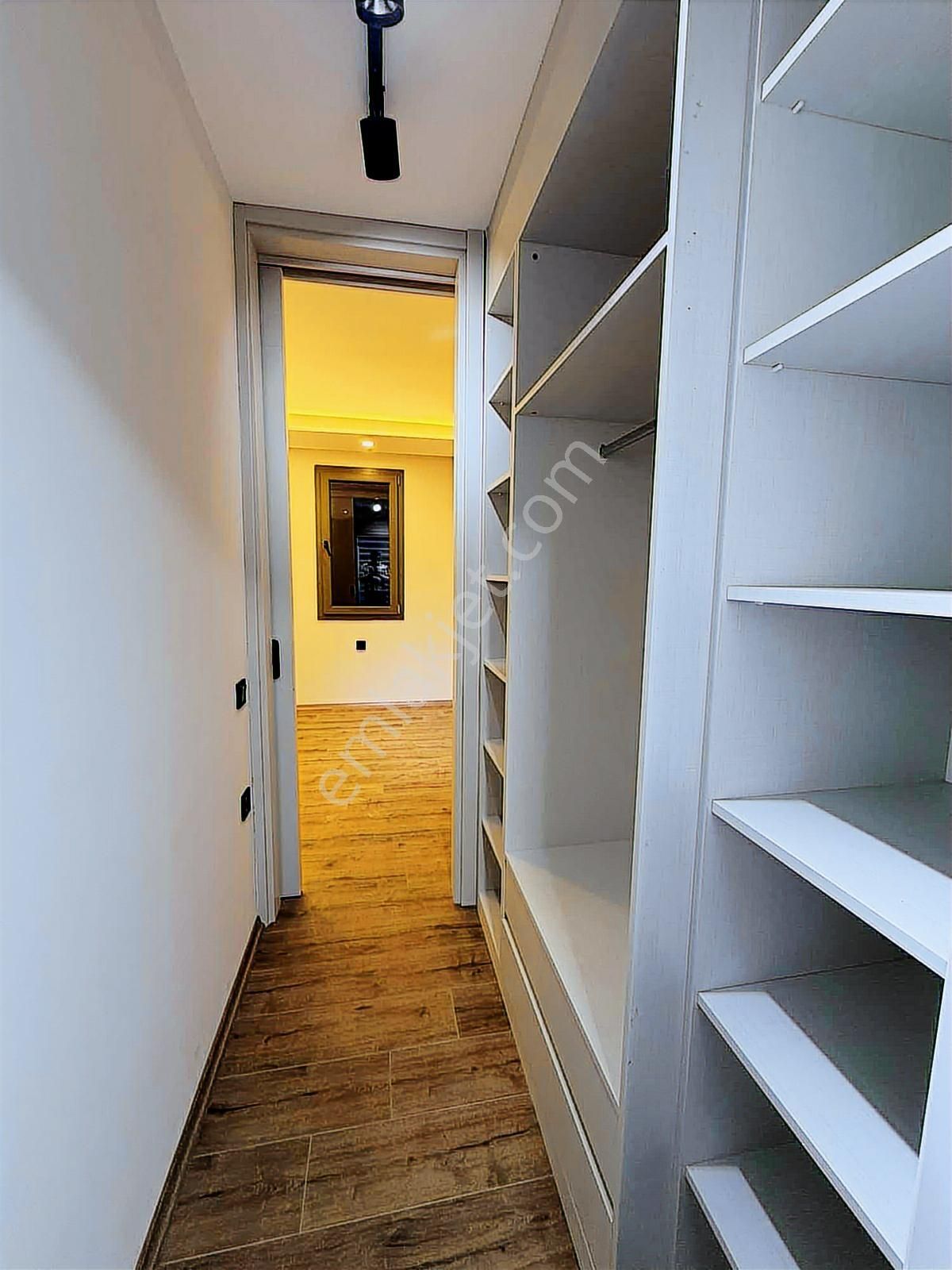 Total'den Tekince Cadde'de İskanlı K.mutfaklı Ultra Lüx Daire !! - Görsel 16