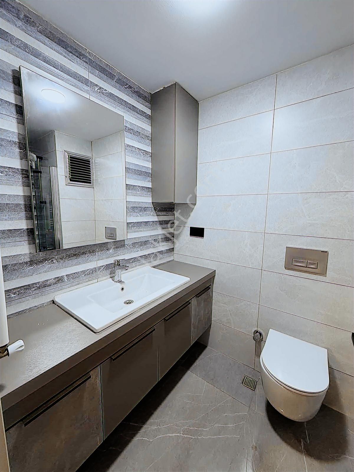 Total'den Tekince Cadde'de İskanlı K.mutfaklı Ultra Lüx Daire !! - Görsel 8