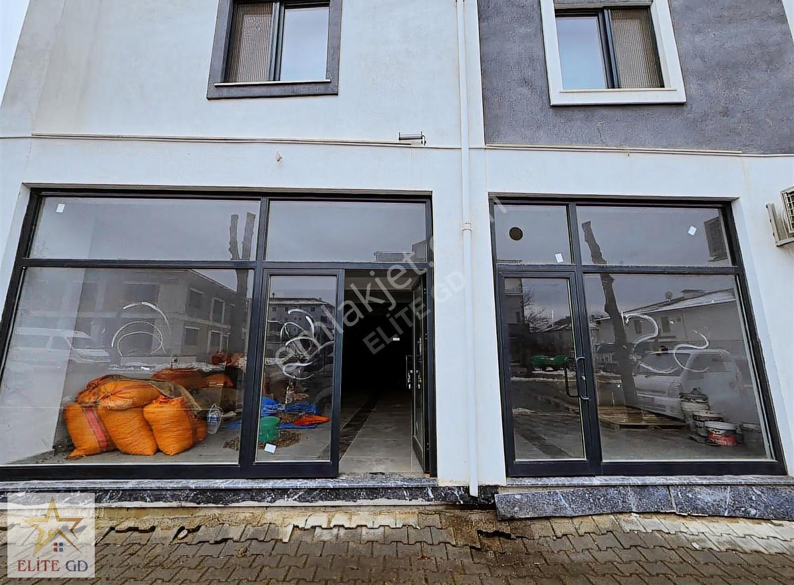 Elite Gd & Cumayerinin Kalbinde 350 M2 Müthiş Konum Her İşe Uygn - Görsel 15