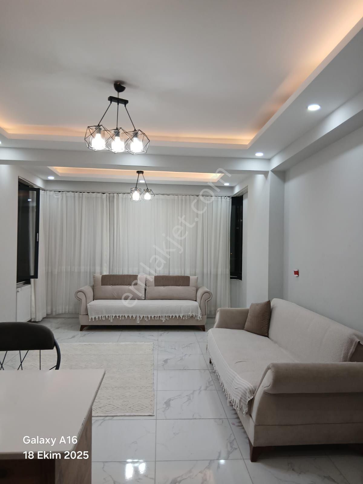 Satılık Lüks Daire!!tarsus Kavaklı M.divan Su Sitesinde 12/7.kat 165 M2 3+1 A.mutfak - Görsel 9