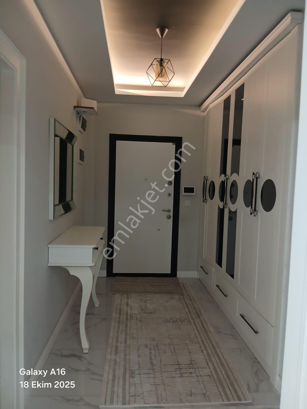 Satılık Lüks Daire!!tarsus Kavaklı M.divan Su Sitesinde 12/7.kat 165 M2 3+1 A.mutfak - Görsel 6