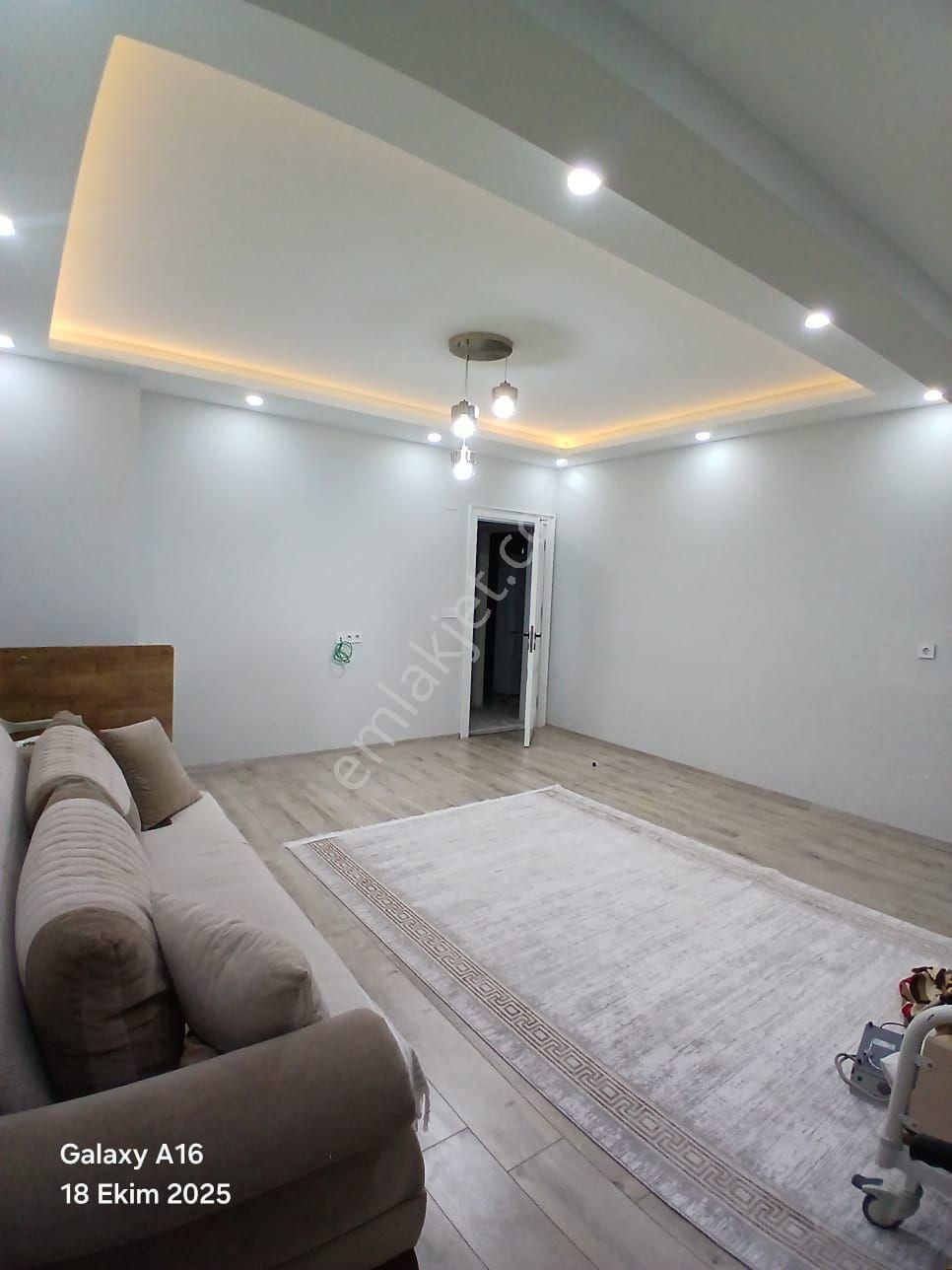 Satılık Lüks Daire!!tarsus Kavaklı M.divan Su Sitesinde 12/7.kat 165 M2 3+1 A.mutfak - Görsel 11