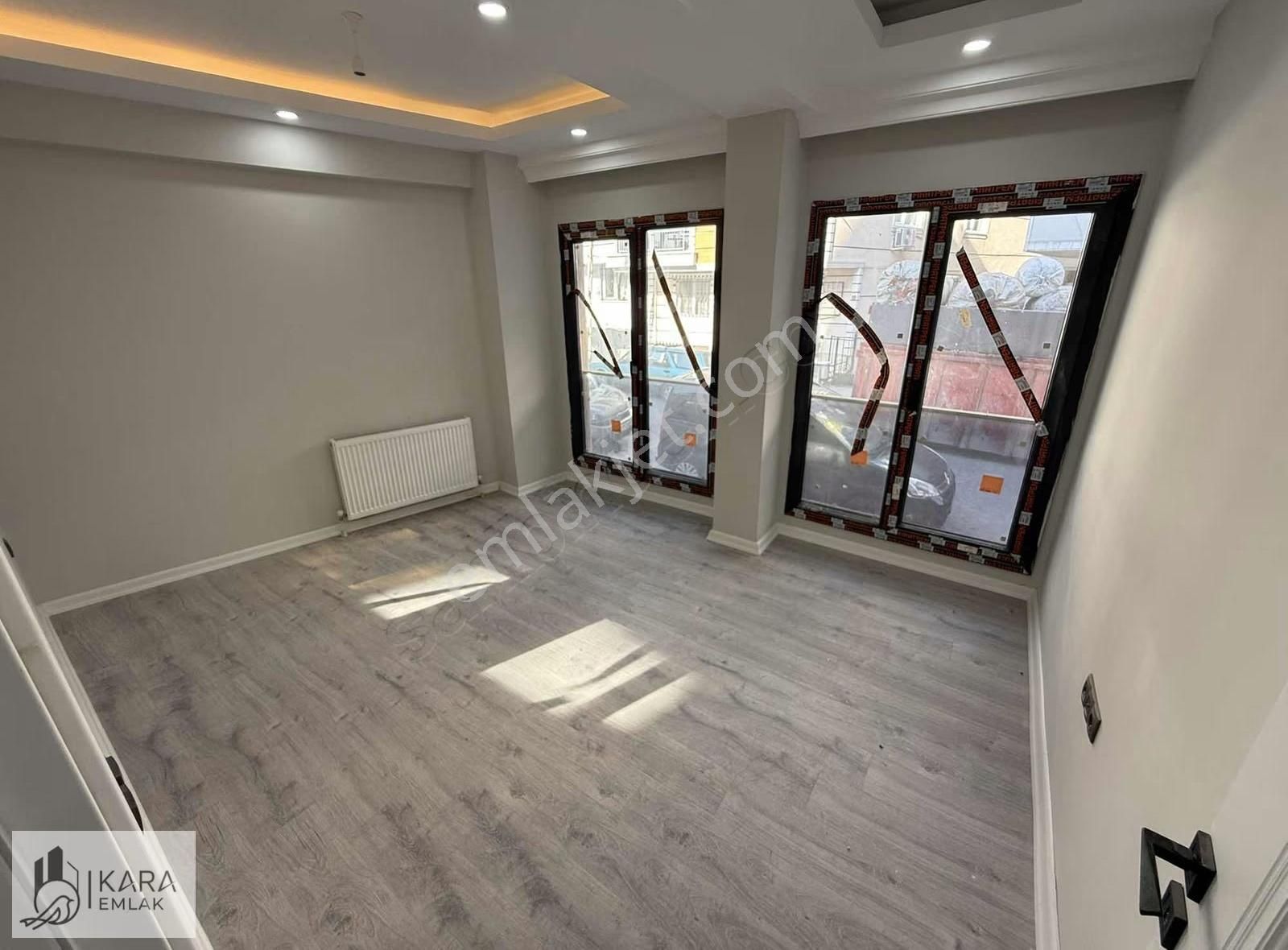 Yeşilova Mah'de 2+1 100 M2 K.otopark Teraslı Sıfır Daire