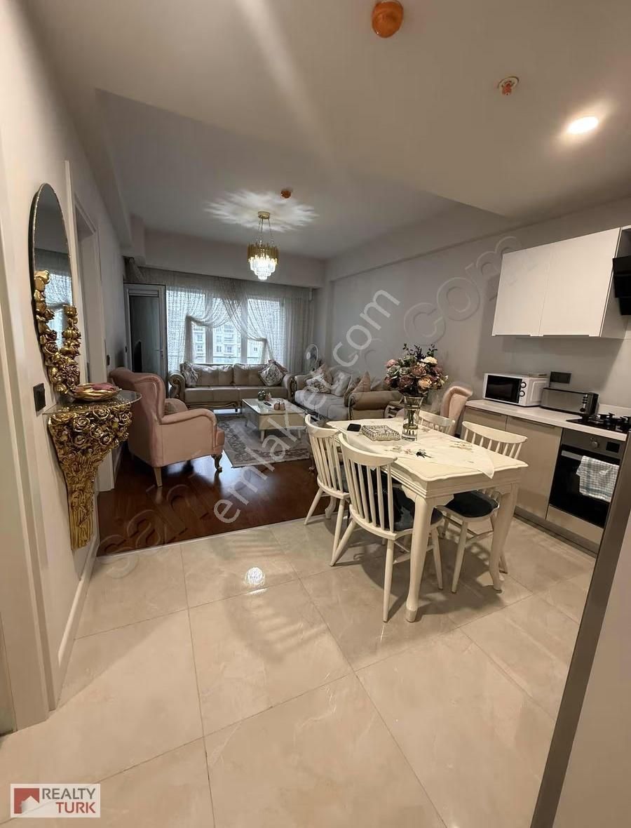 Vaditepe Göl Evleri 1+1 Full Tadilatlı Acil Satılık Boş Daire - Görsel 5