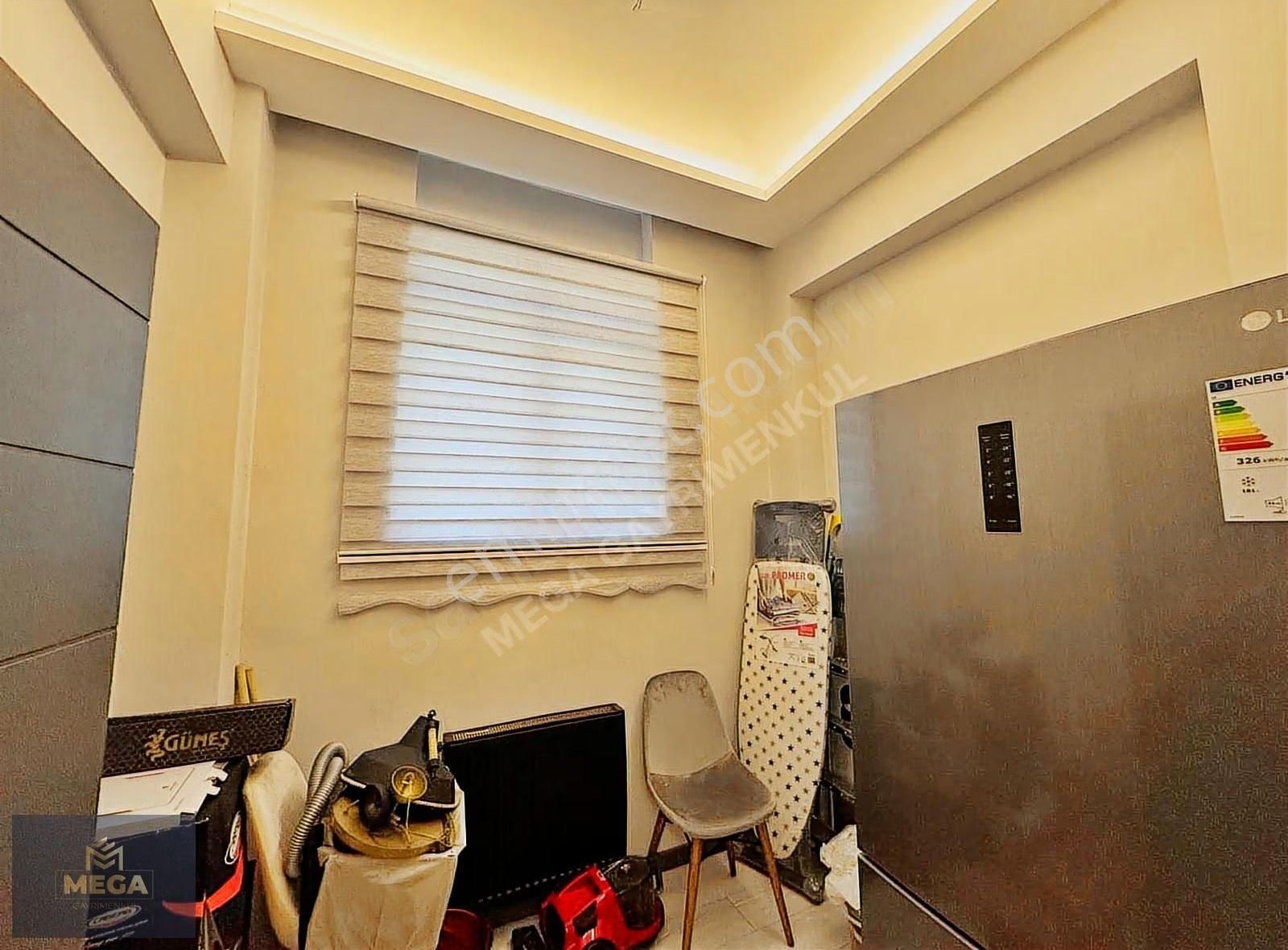 19 Mayıs Cd Üzeri Ful Eşyalı Lülks Yüksek Kira Getirili Y.giriş - Görsel 4