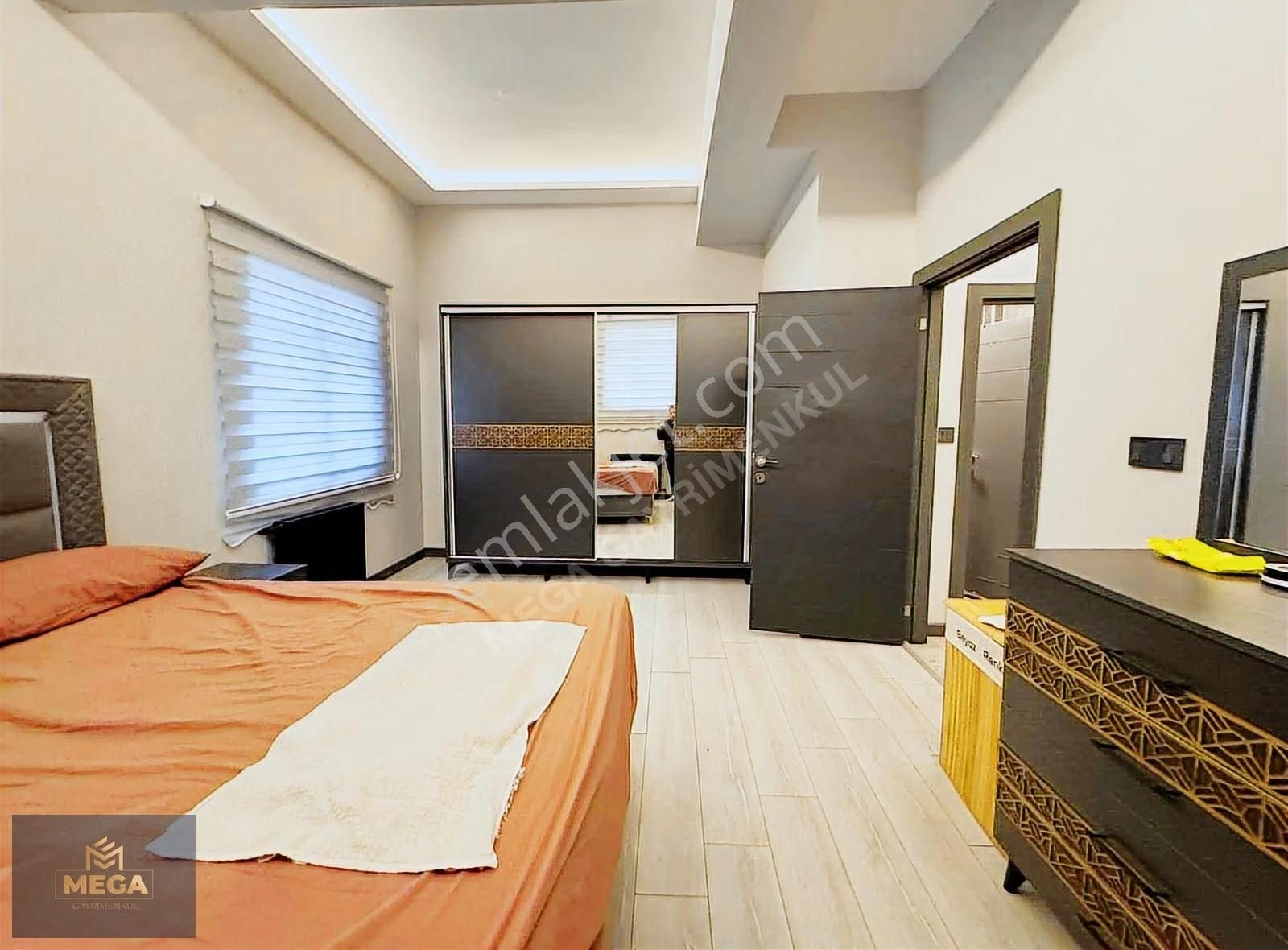 19 Mayıs Cd Üzeri Ful Eşyalı Lülks Yüksek Kira Getirili Y.giriş - Görsel 18