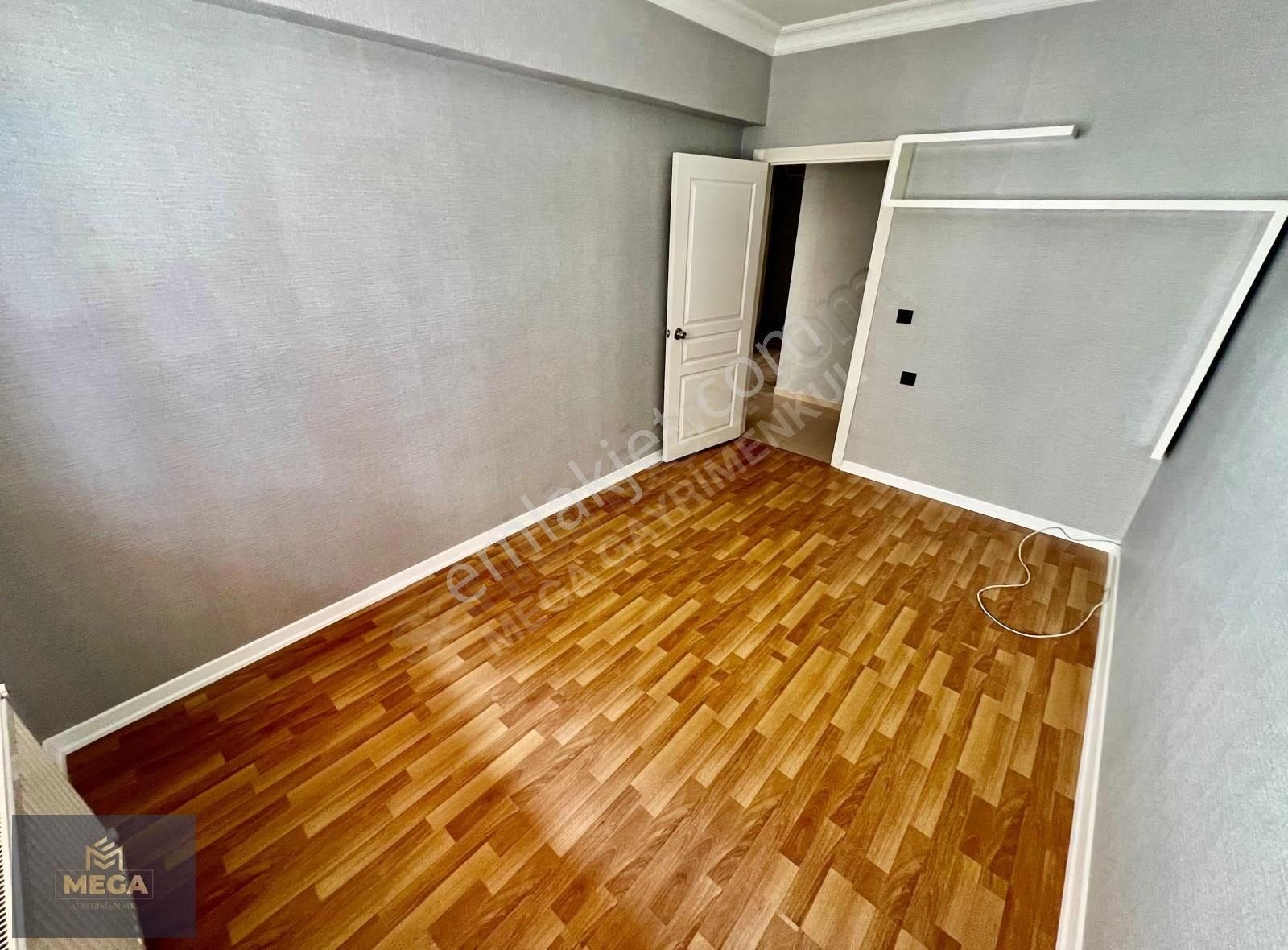 Mega'dan Yayla Mh*cadde Üzerinde*3+1 Lüx Yapılı Asansörlü Arakat - Görsel 21