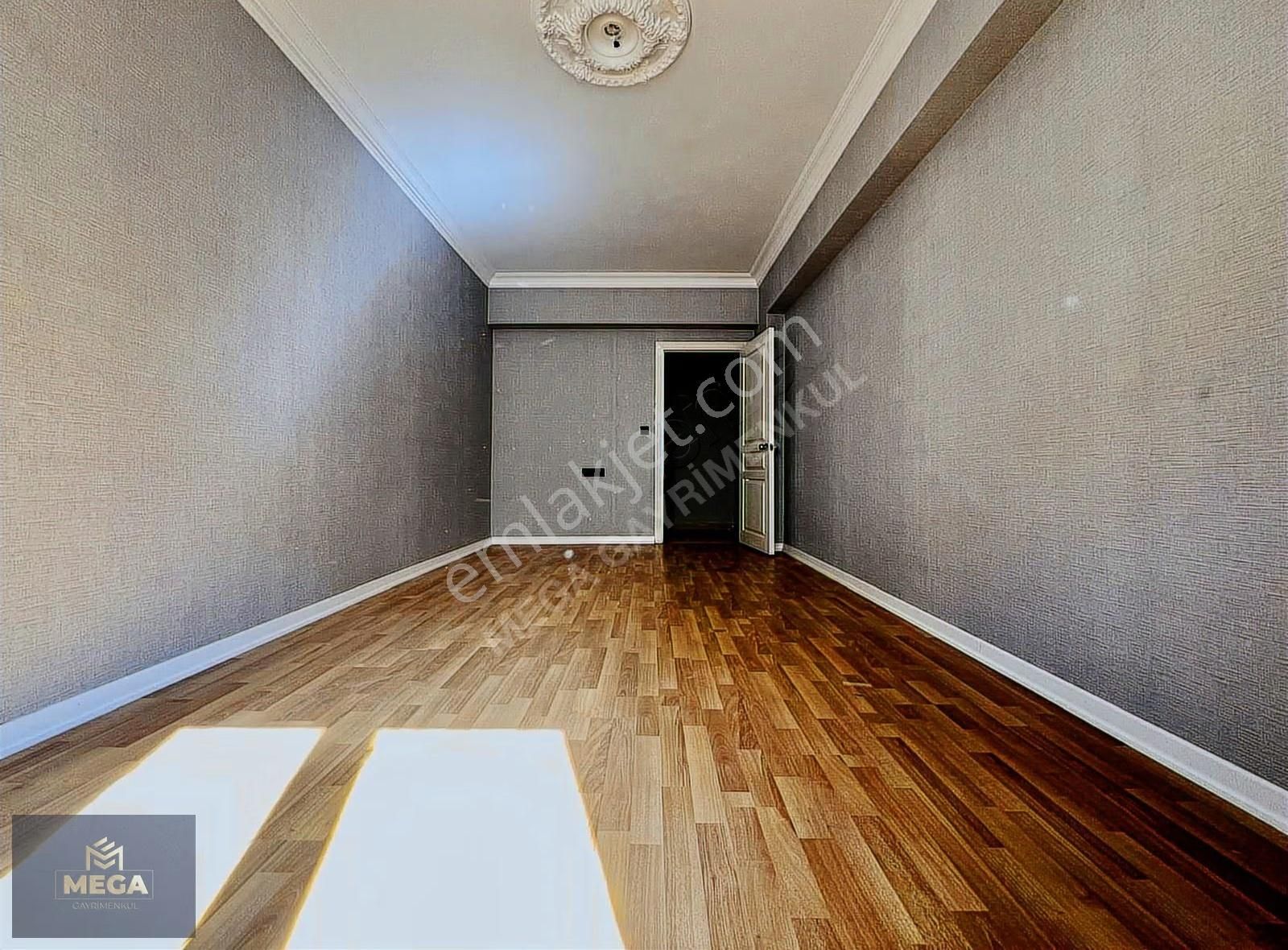 Mega'dan Yayla Mh*cadde Üzerinde*3+1 Lüx Yapılı Asansörlü Arakat - Görsel 12