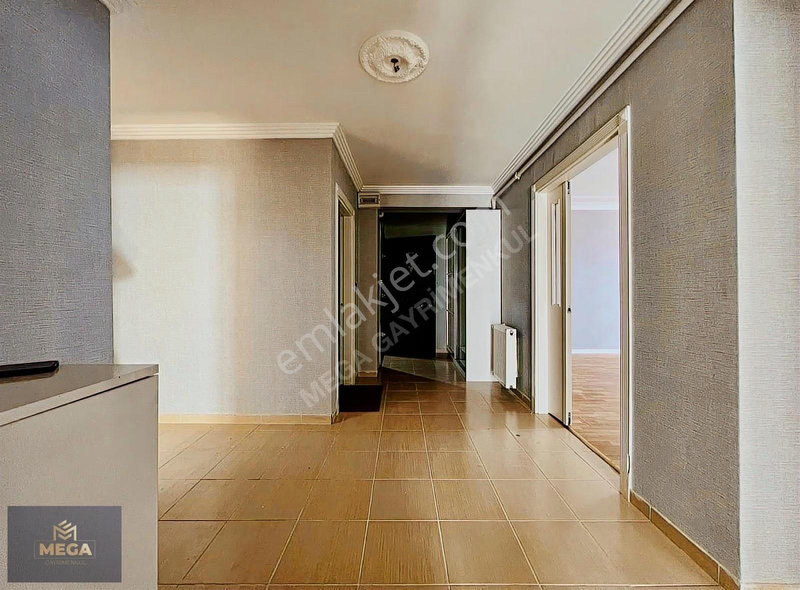 Mega'dan Yayla Mh*cadde Üzerinde*3+1 Lüx Yapılı Asansörlü Arakat - Görsel 6