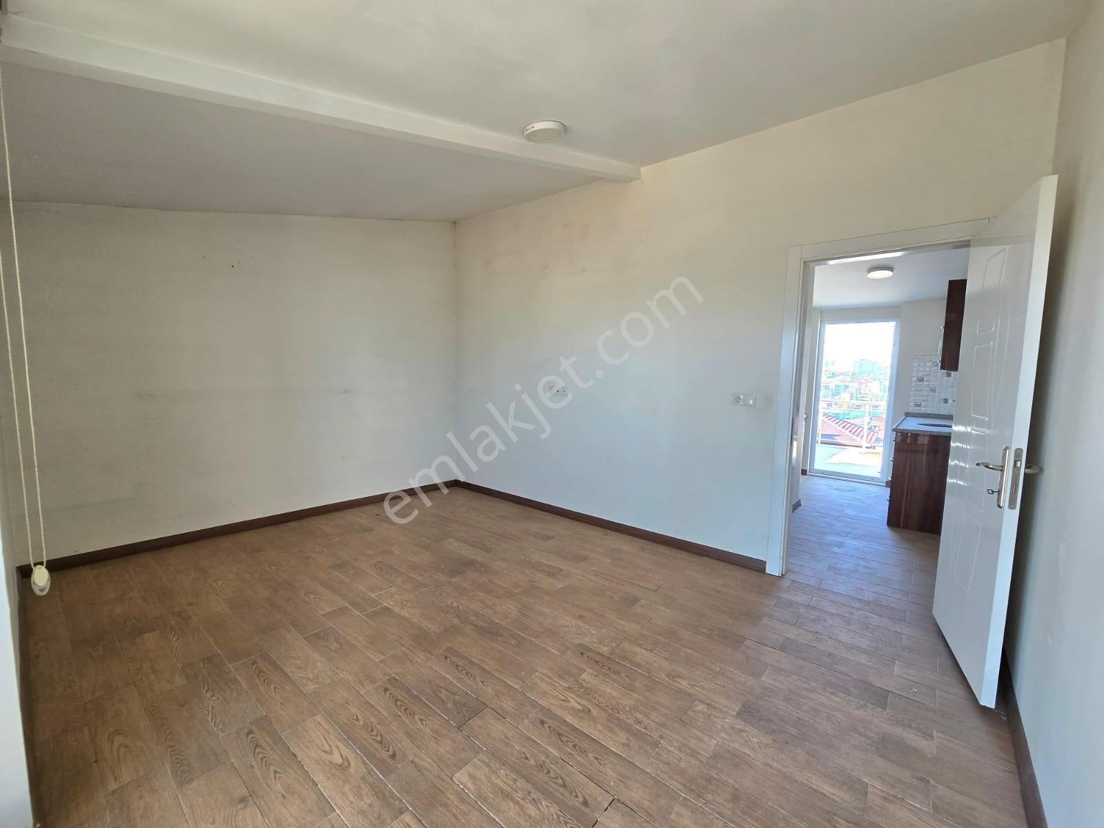 Kaymakamlığa Yürüme Mesafesinde, 2 Banyo Ve 2 Teraslı Daire - Görsel 29