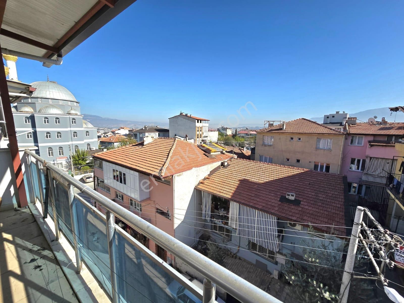 Kaymakamlığa Yürüme Mesafesinde, 2 Banyo Ve 2 Teraslı Daire - Görsel 33