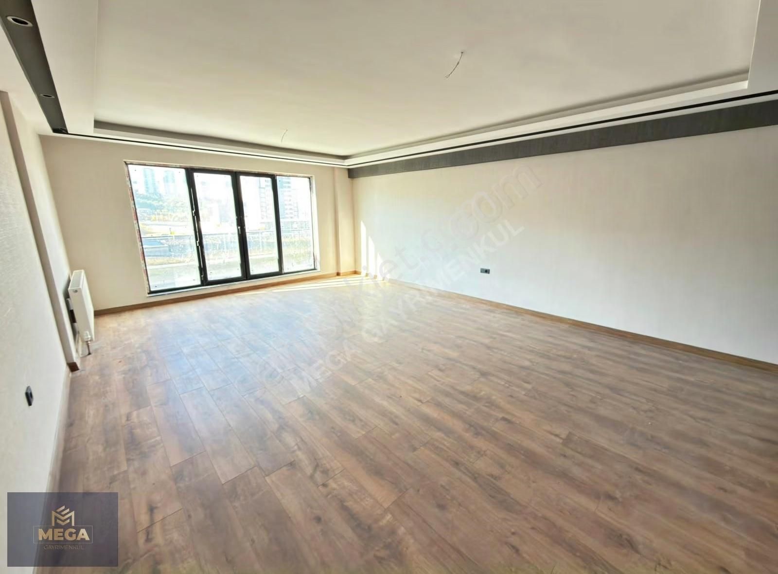 Ovacık Ta Bulvar Cephe 16.kat Köşe Teras Balkonlu G.odalı 4*1 - Görsel 21