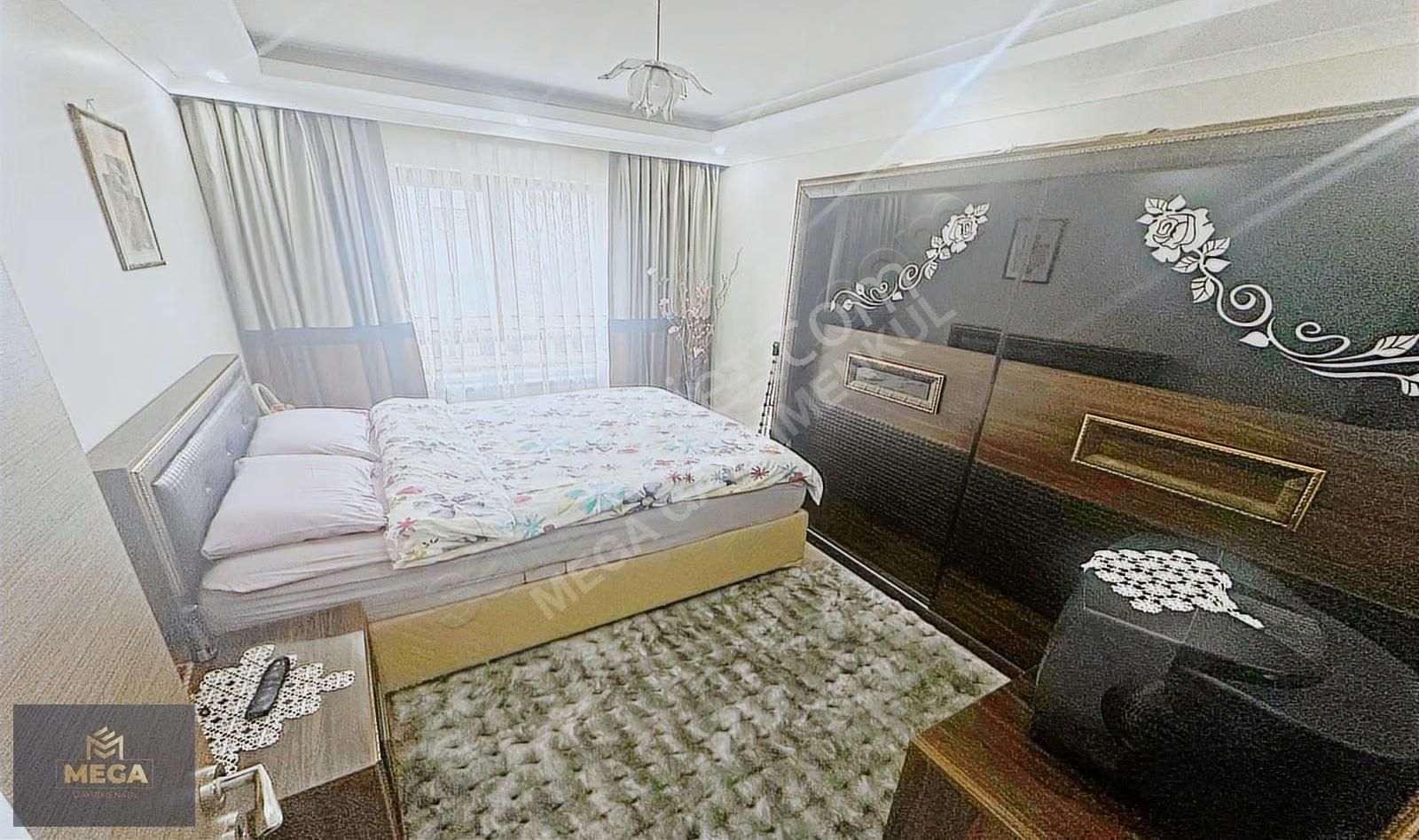 Yenı Bınada Cad. 1 Sokak Lüks Yapılı Büyük Metrekareli Ön Cephe - Görsel 20