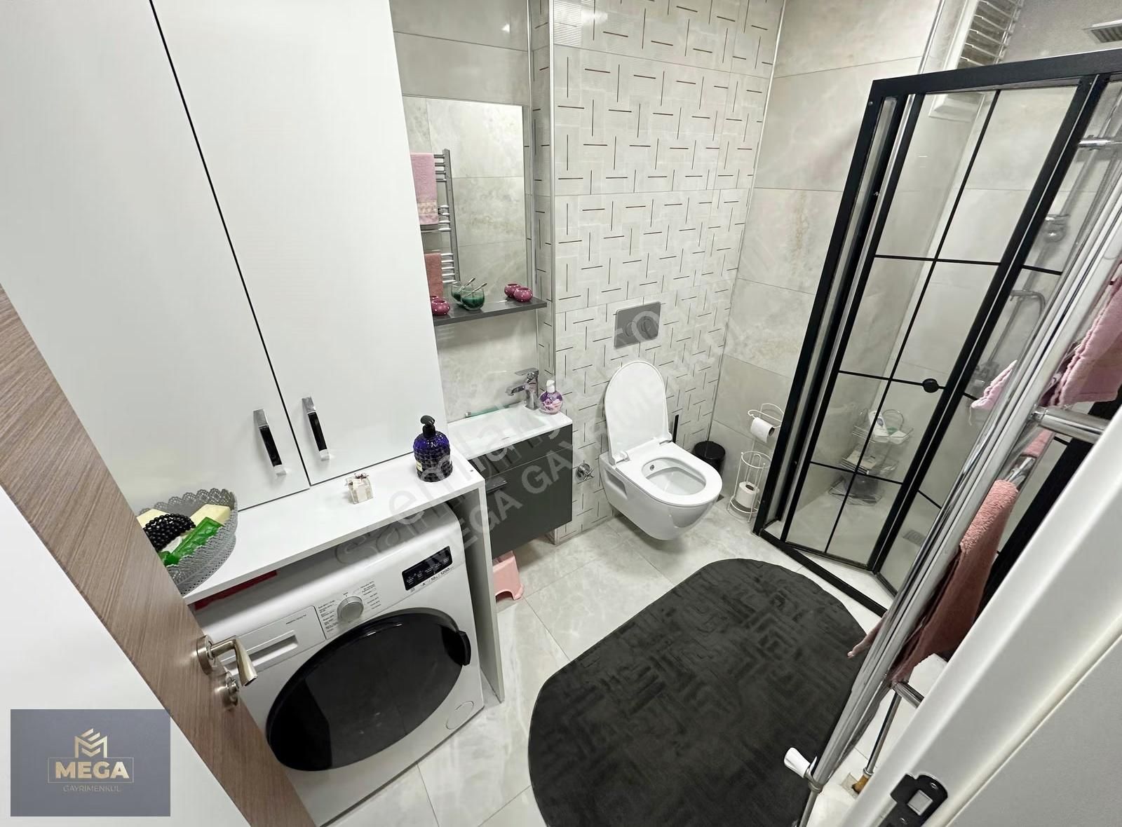 Yenı Bınada Cad. 1 Sokak Lüks Yapılı Büyük Metrekareli Ön Cephe - Görsel 3