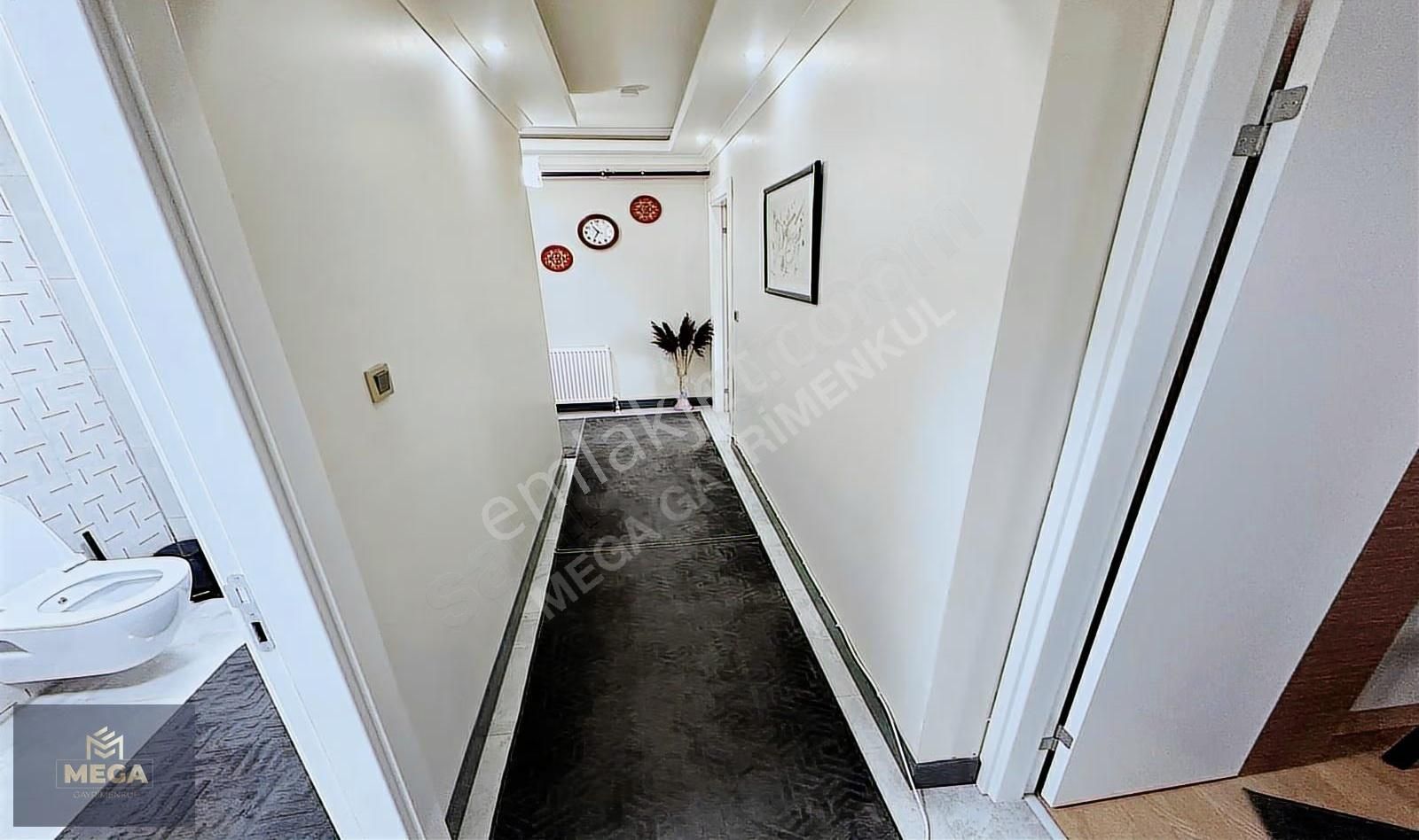 Yenı Bınada Cad. 1 Sokak Lüks Yapılı Büyük Metrekareli Ön Cephe - Görsel 19