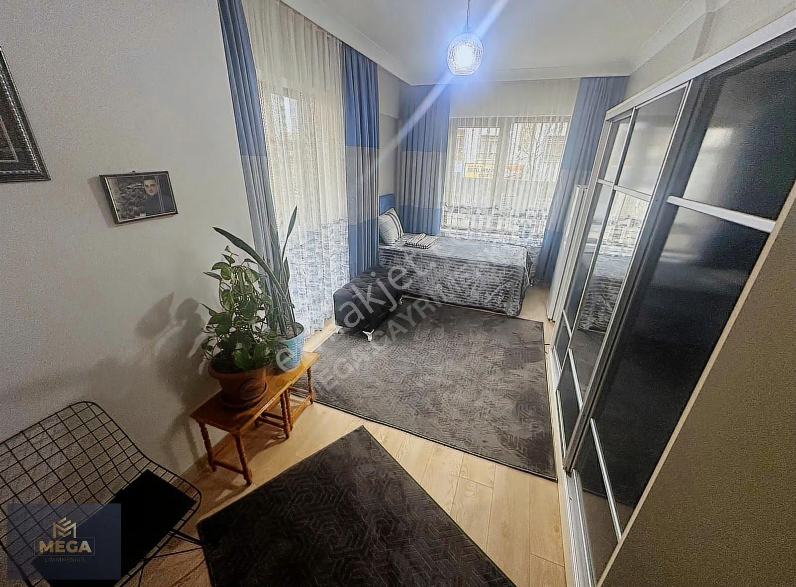 Yenı Bınada Cad. 1 Sokak Lüks Yapılı Büyük Metrekareli Ön Cephe - Görsel 8