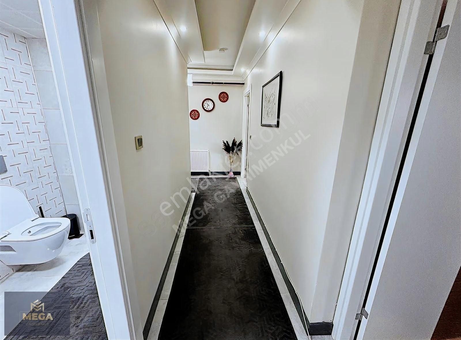 Yenı Bınada Cad. 1 Sokak Lüks Yapılı Büyük Metrekareli Ön Cephe - Görsel 12