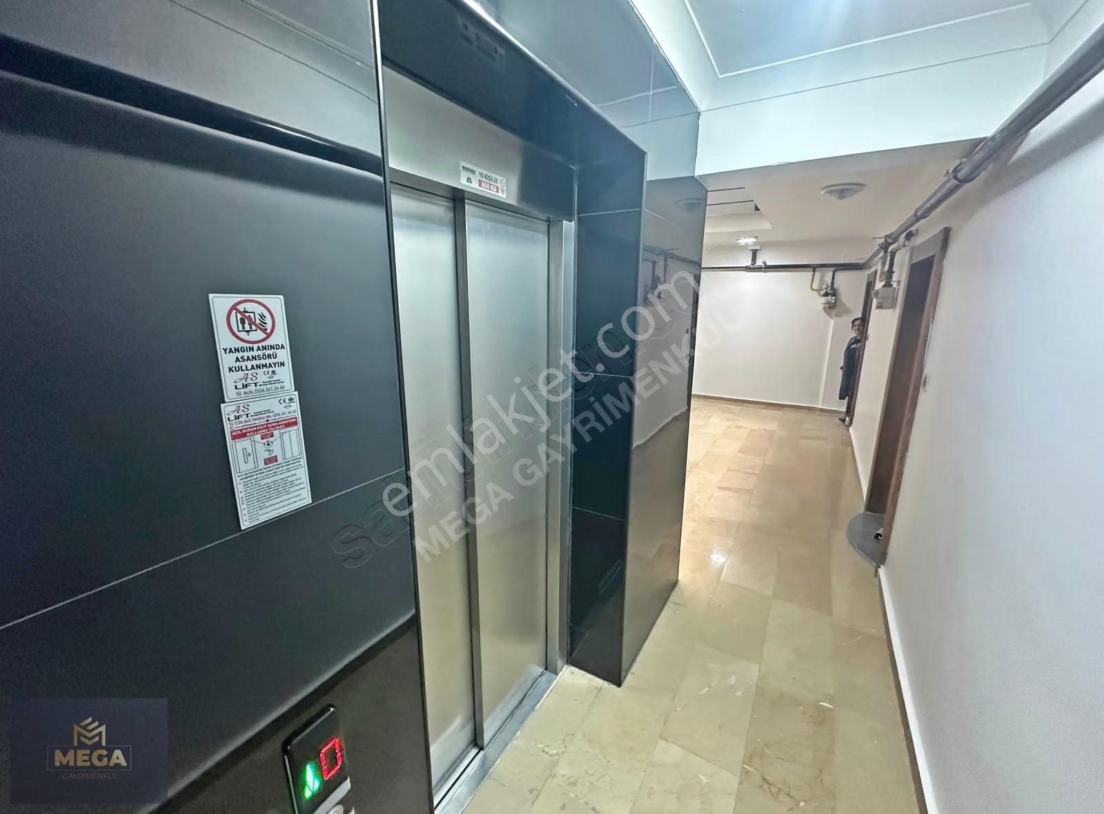 Yenı Bınada Cad. 1 Sokak Lüks Yapılı Büyük Metrekareli Ön Cephe - Görsel 21