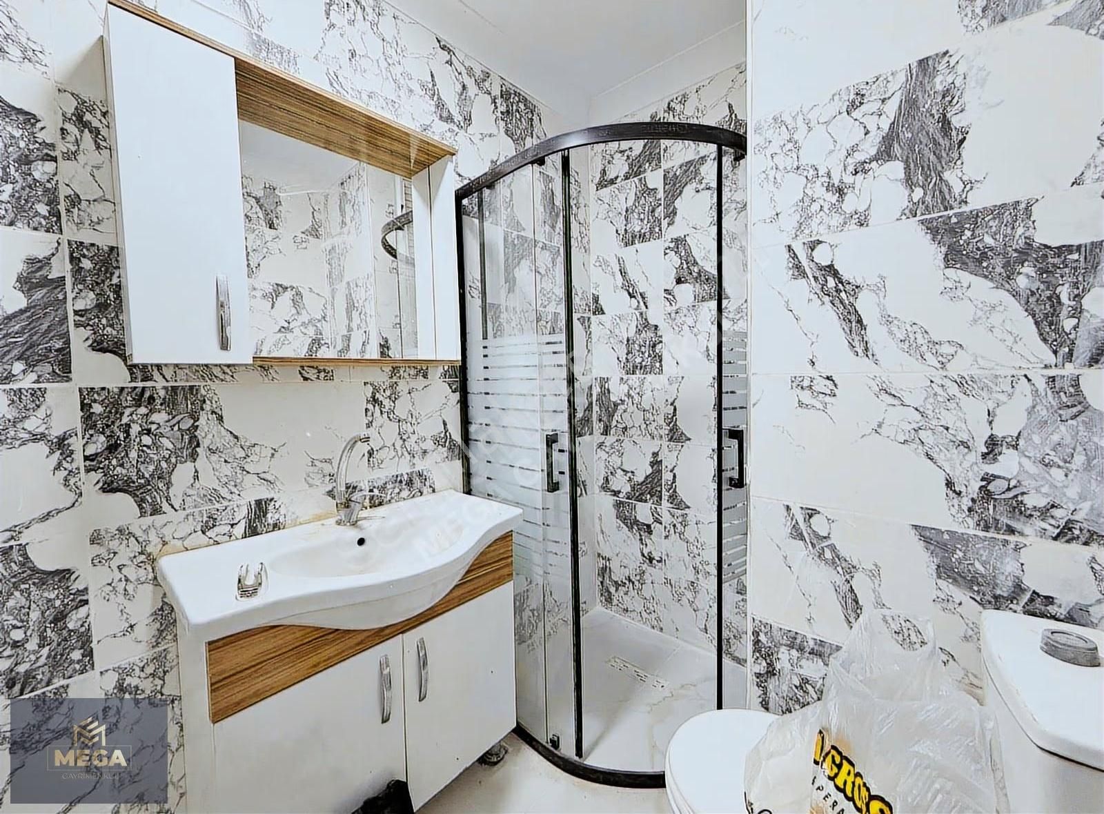 Ataparkta Cad.1 Sok.full Yapılı Yenı Asanörlü Ara Kat 3*1 - Görsel 22