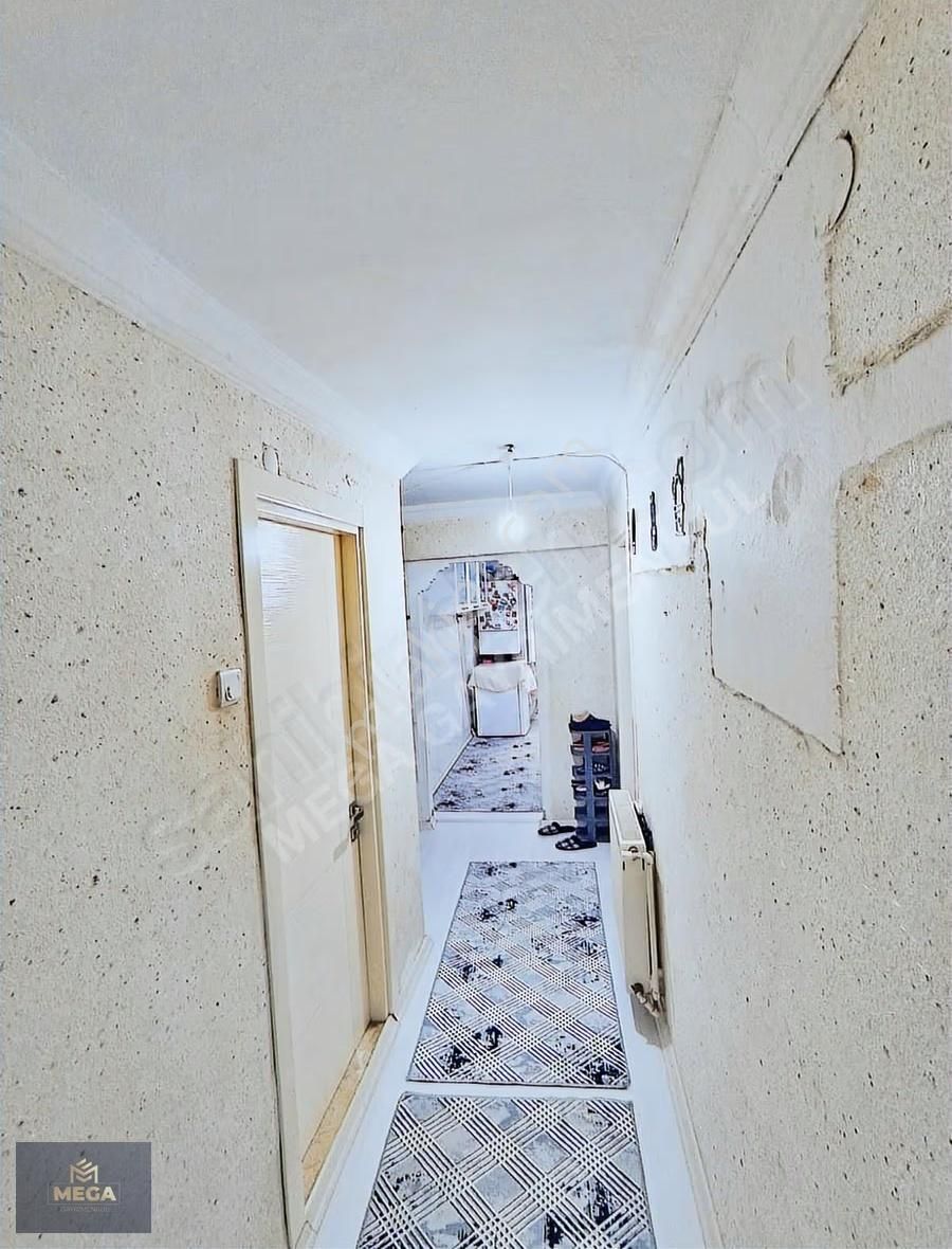 Kat Konumlu Altında 1 Kat Bulunan Balkonlu 2*1 Fırsat Dairesi - Görsel 30